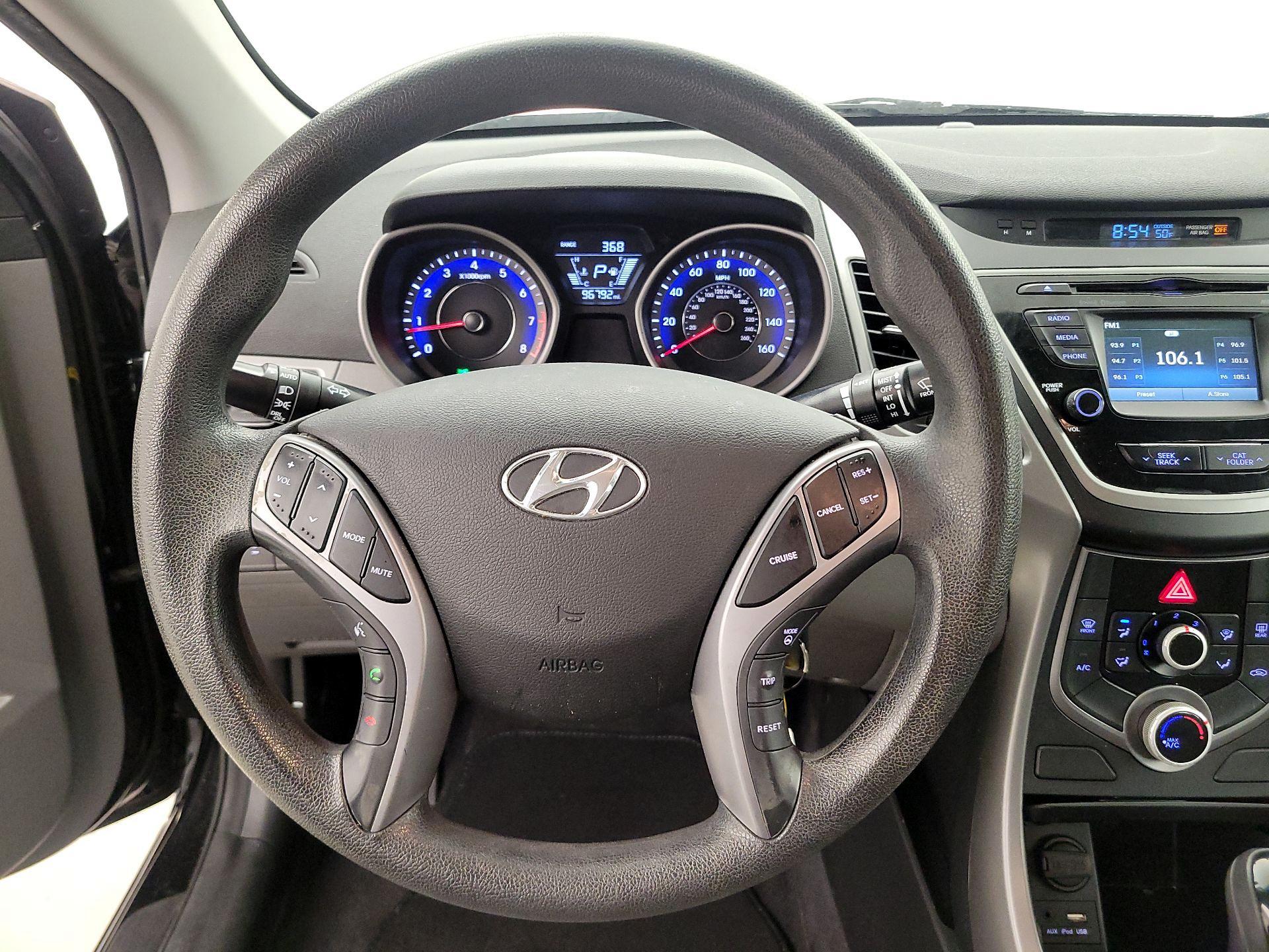 Thumbnail: 2015 Hyundai Elantra - 10