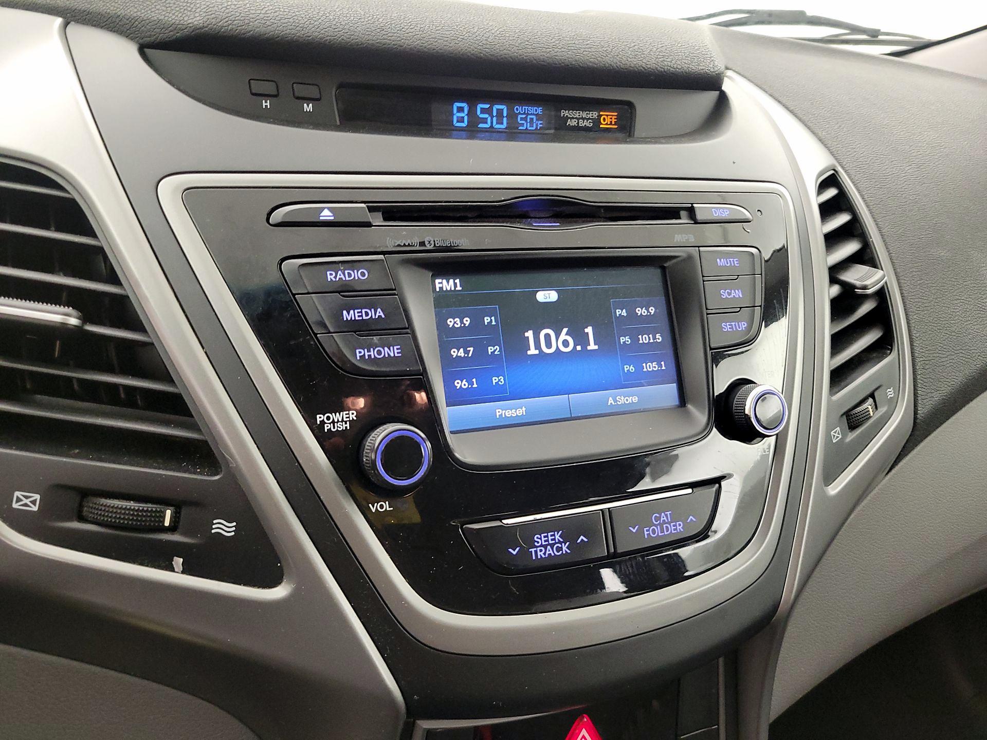 Thumbnail: 2015 Hyundai Elantra - 15