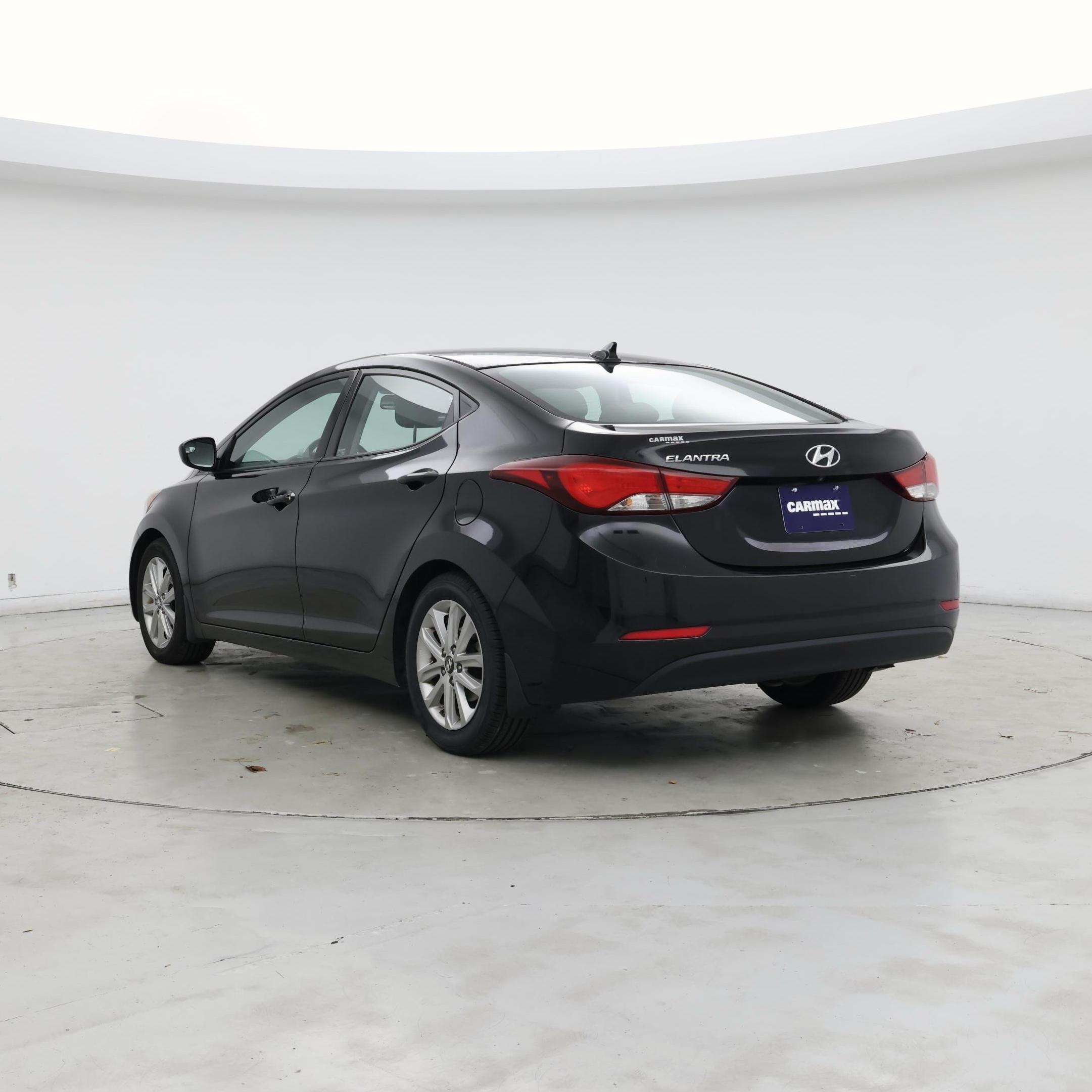 Thumbnail: 2015 Hyundai Elantra - 2