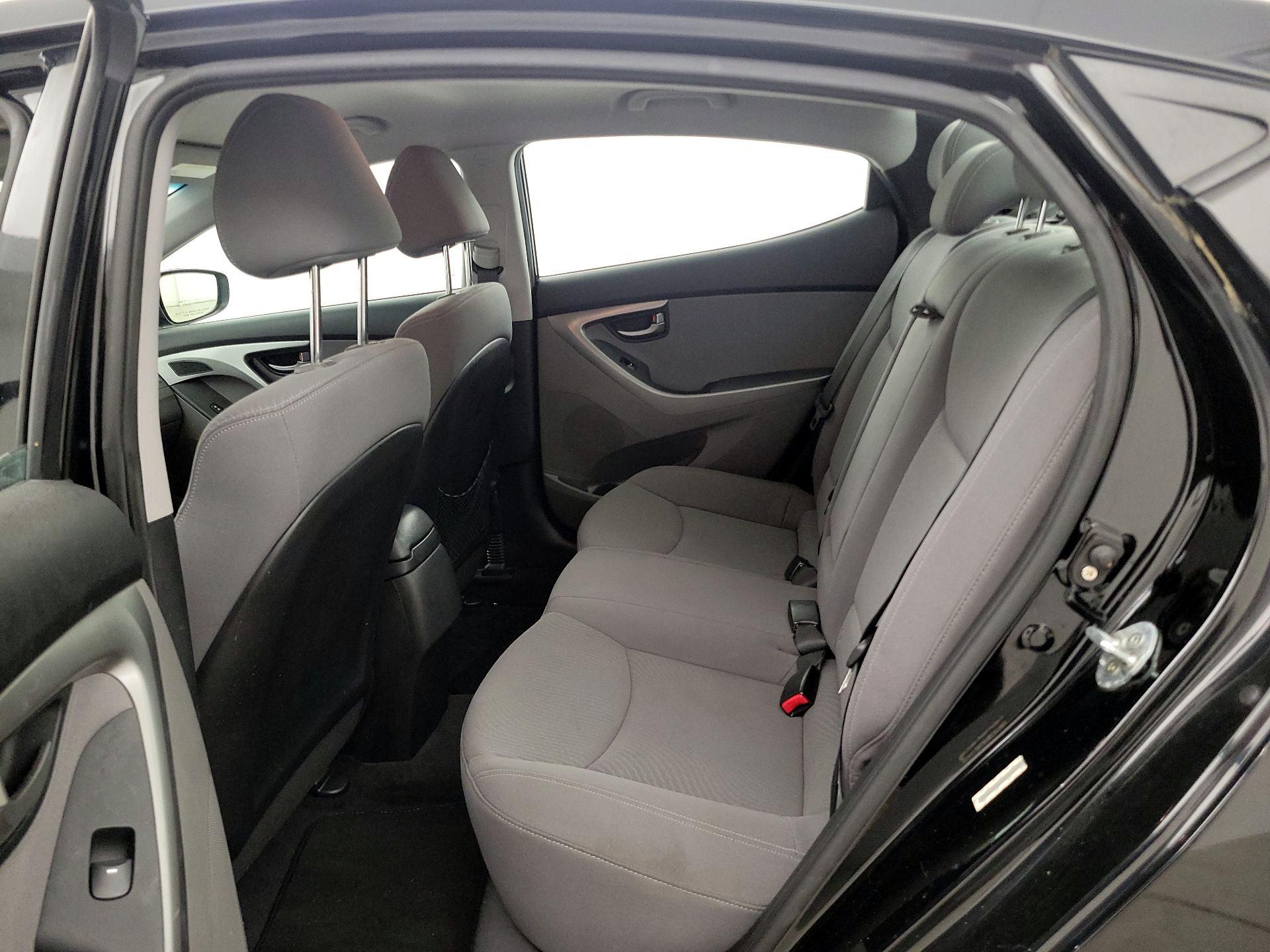 Thumbnail: 2015 Hyundai Elantra - 19