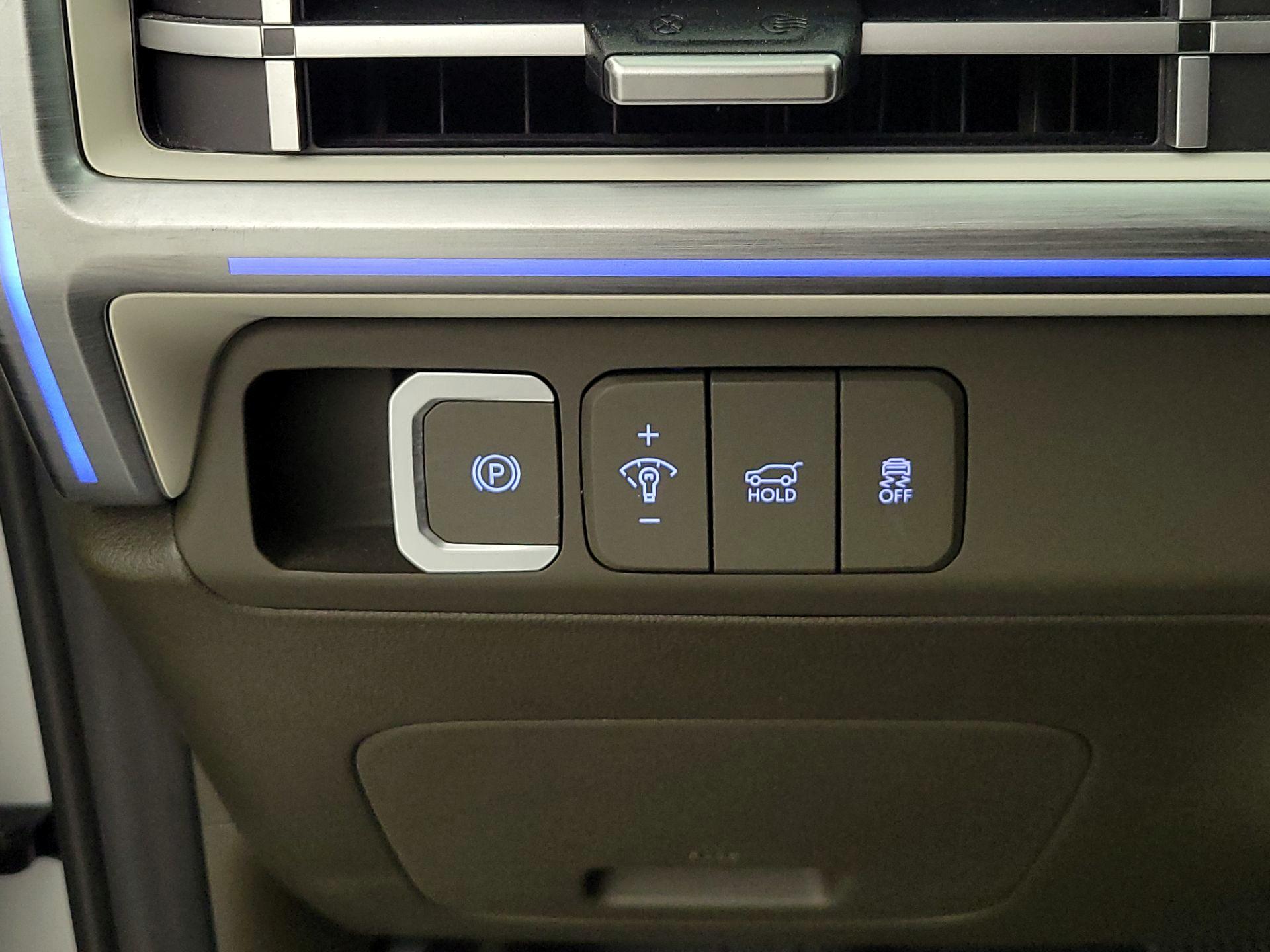 Thumbnail: 2024 Hyundai Santa Fe - 13