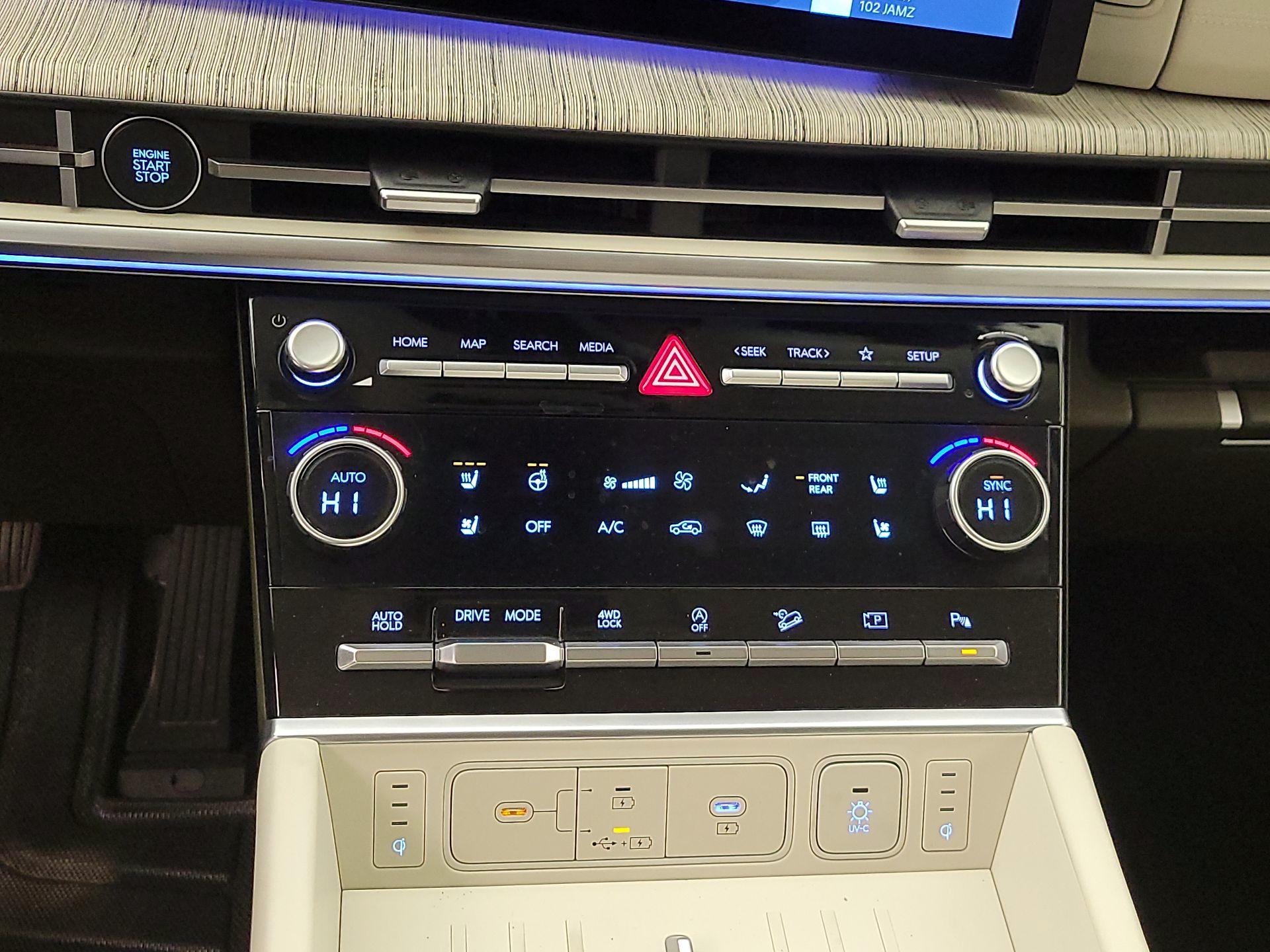 Thumbnail: 2024 Hyundai Santa Fe - 17