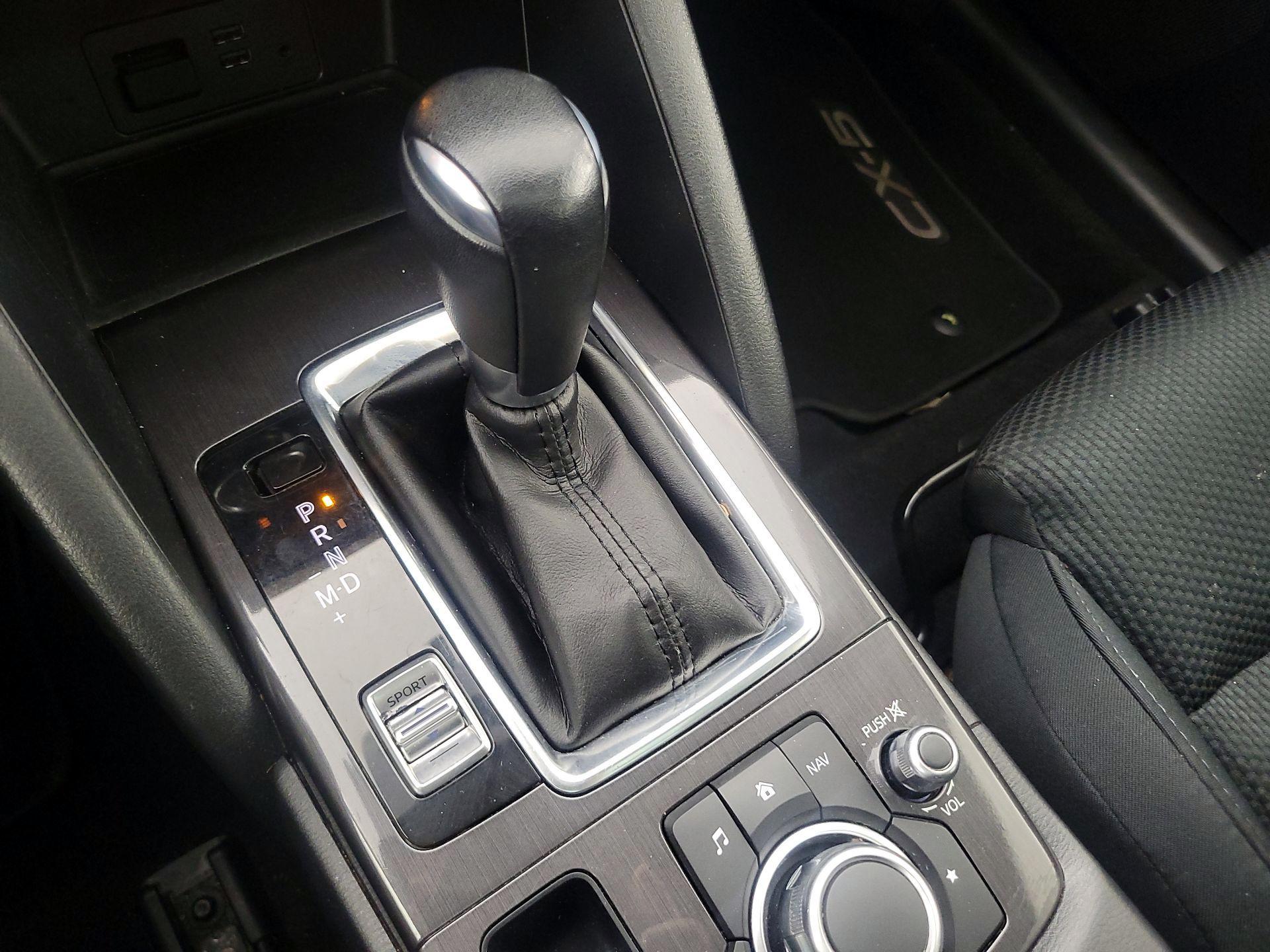 Thumbnail: 2016 Mazda CX-5 - 16