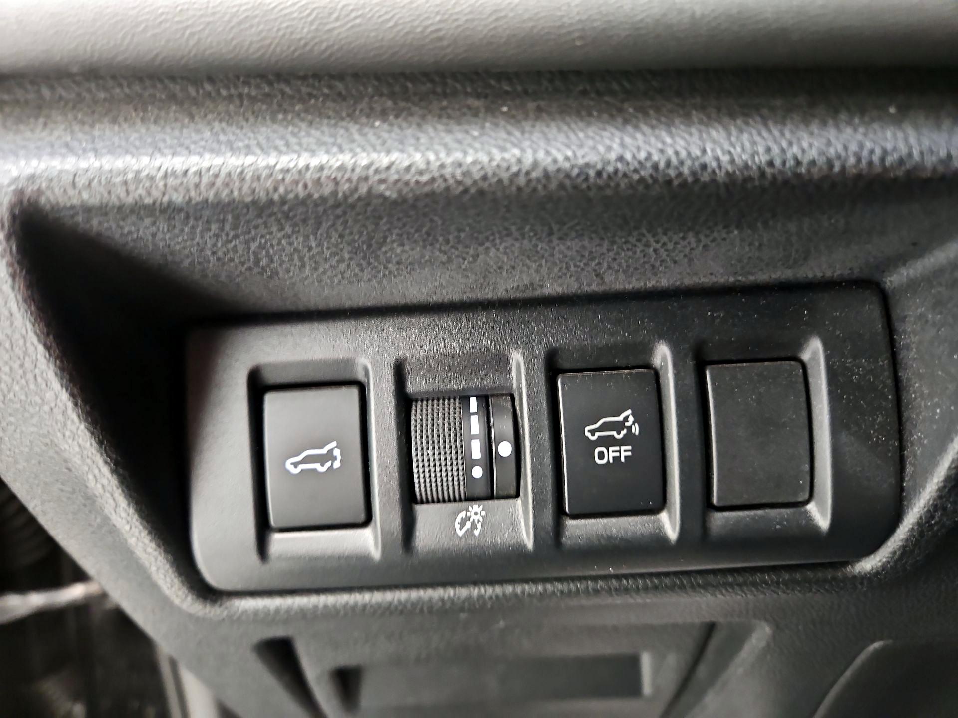 Thumbnail: 2020 Subaru Outback - 13