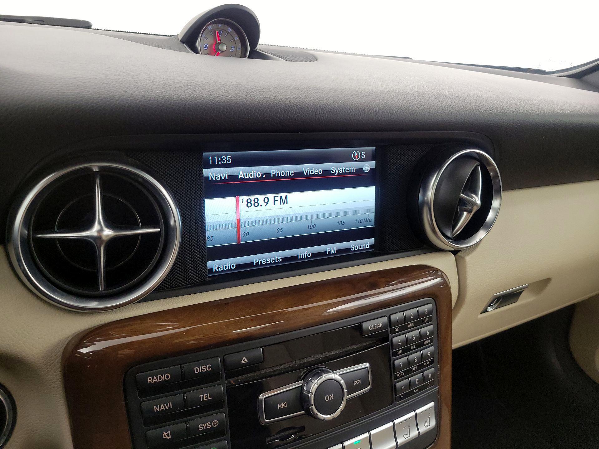 Thumbnail: 2016 Mercedes-Benz SLK - 15