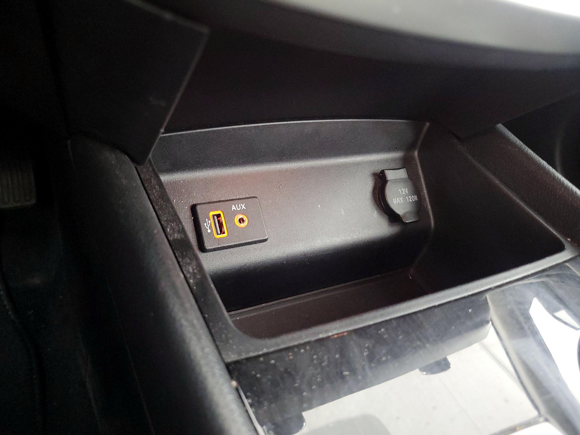 Thumbnail: 2018 Nissan Altima - 18