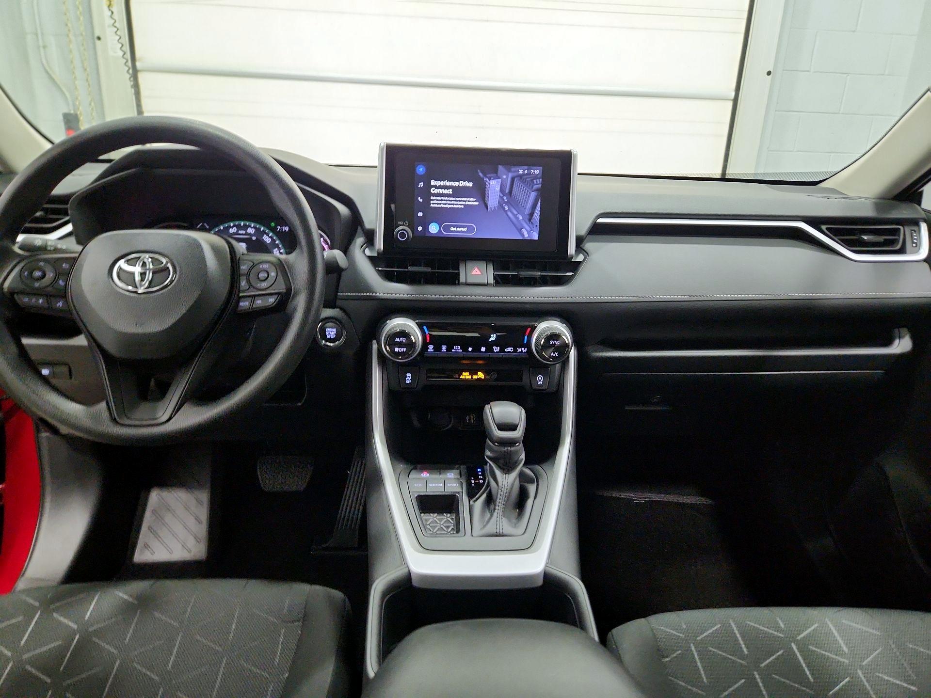 Thumbnail: 2025 Toyota RAV4 - 9