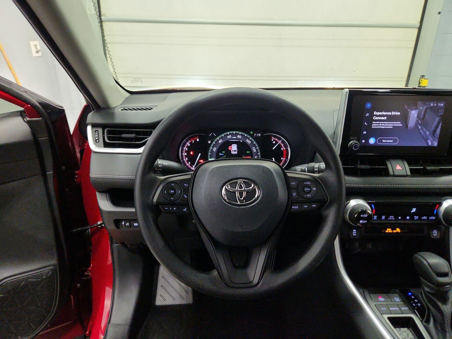 Thumbnail: 2025 Toyota RAV4 - 10