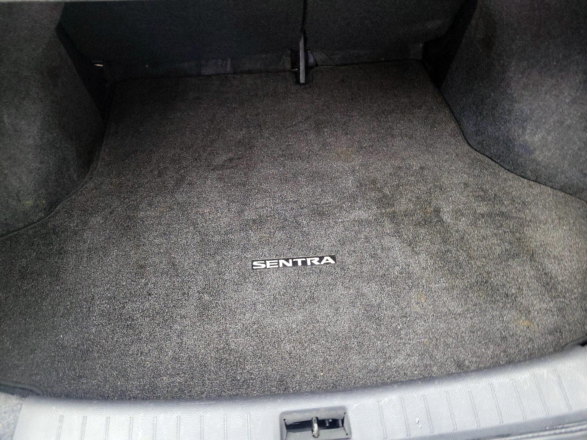 Thumbnail: 2018 Nissan Sentra - 19