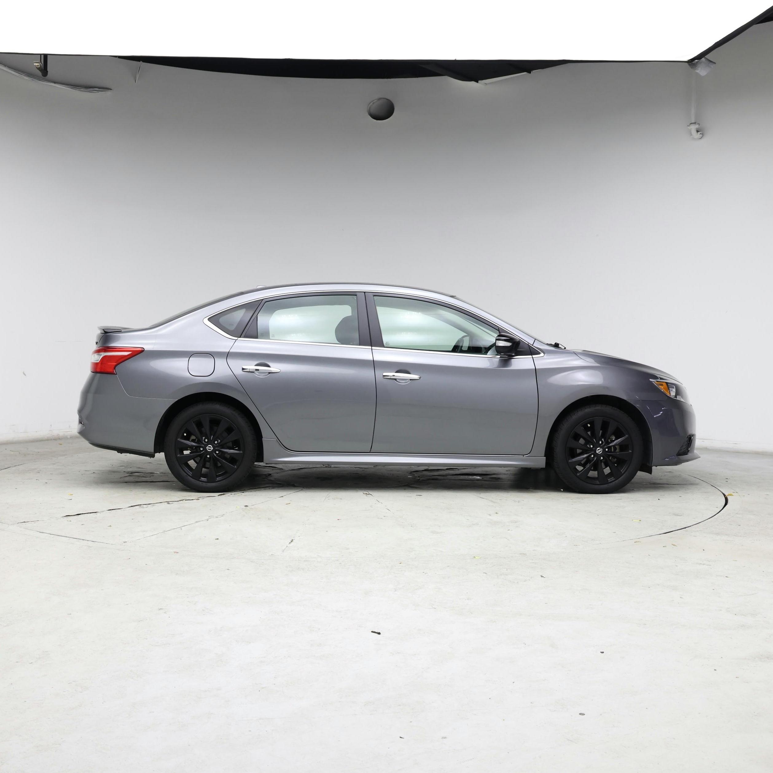 Thumbnail: 2018 Nissan Sentra - 7