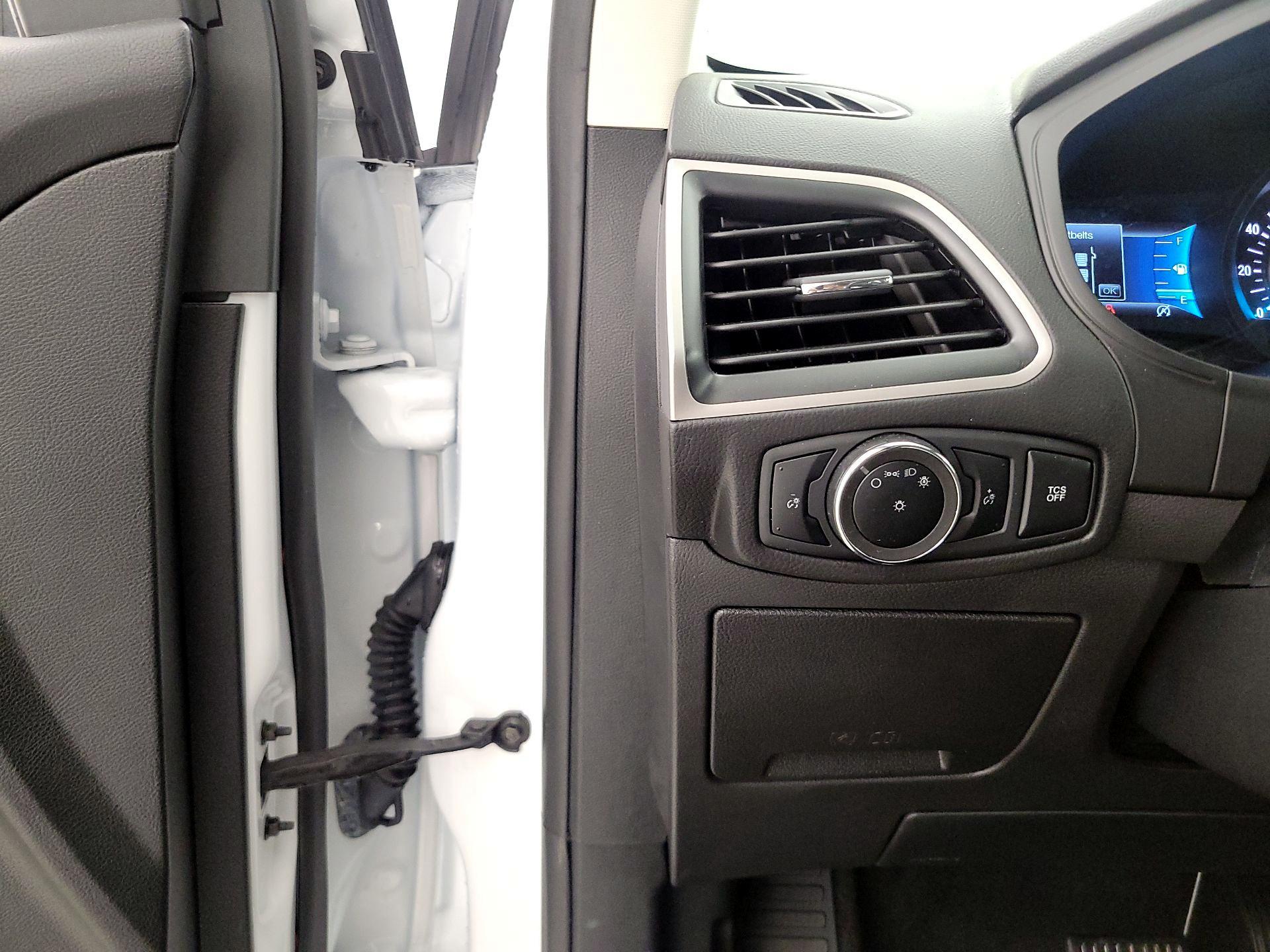 Thumbnail: 2024 Ford Edge - 13