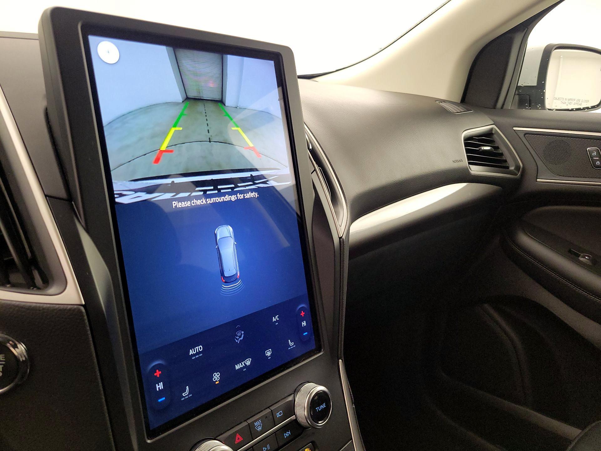 Thumbnail: 2024 Ford Edge - 15