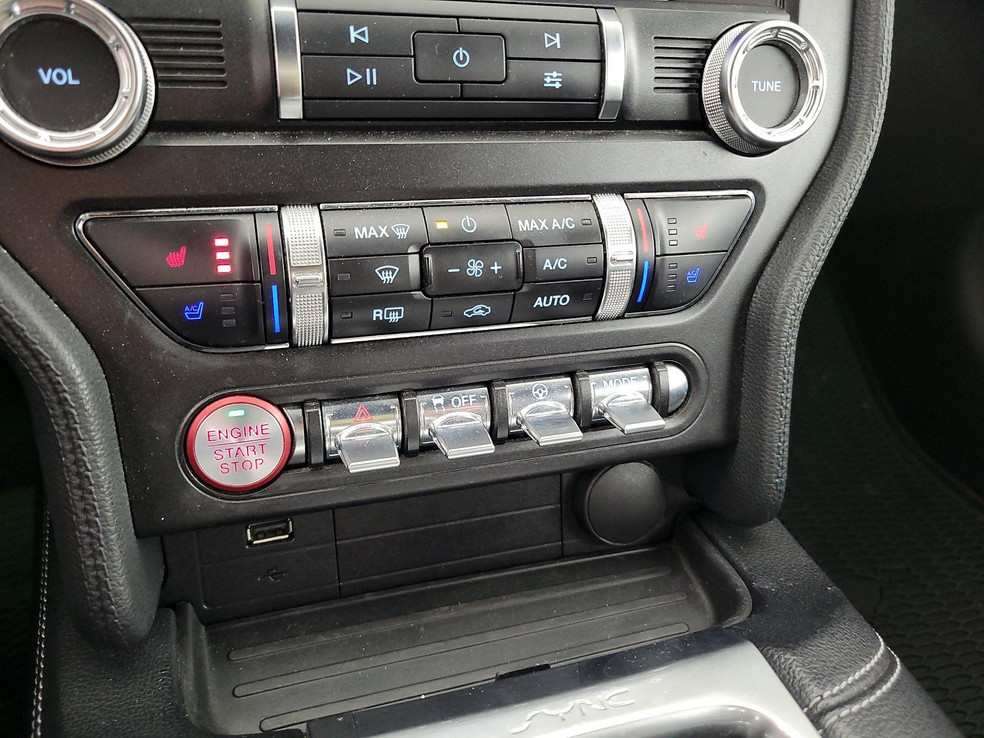 Thumbnail: 2019 Ford Mustang - 17