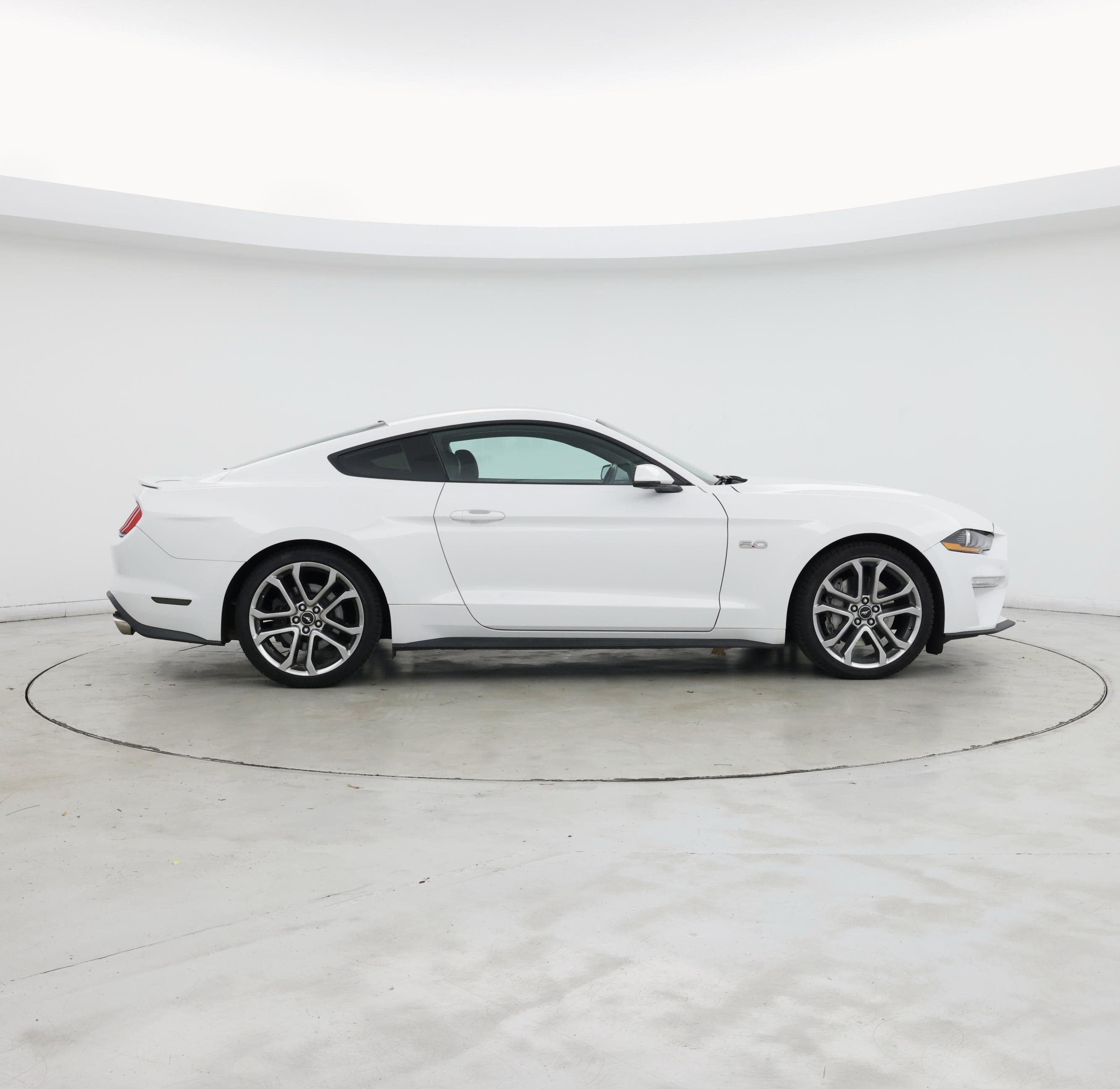 Thumbnail: 2019 Ford Mustang - 7