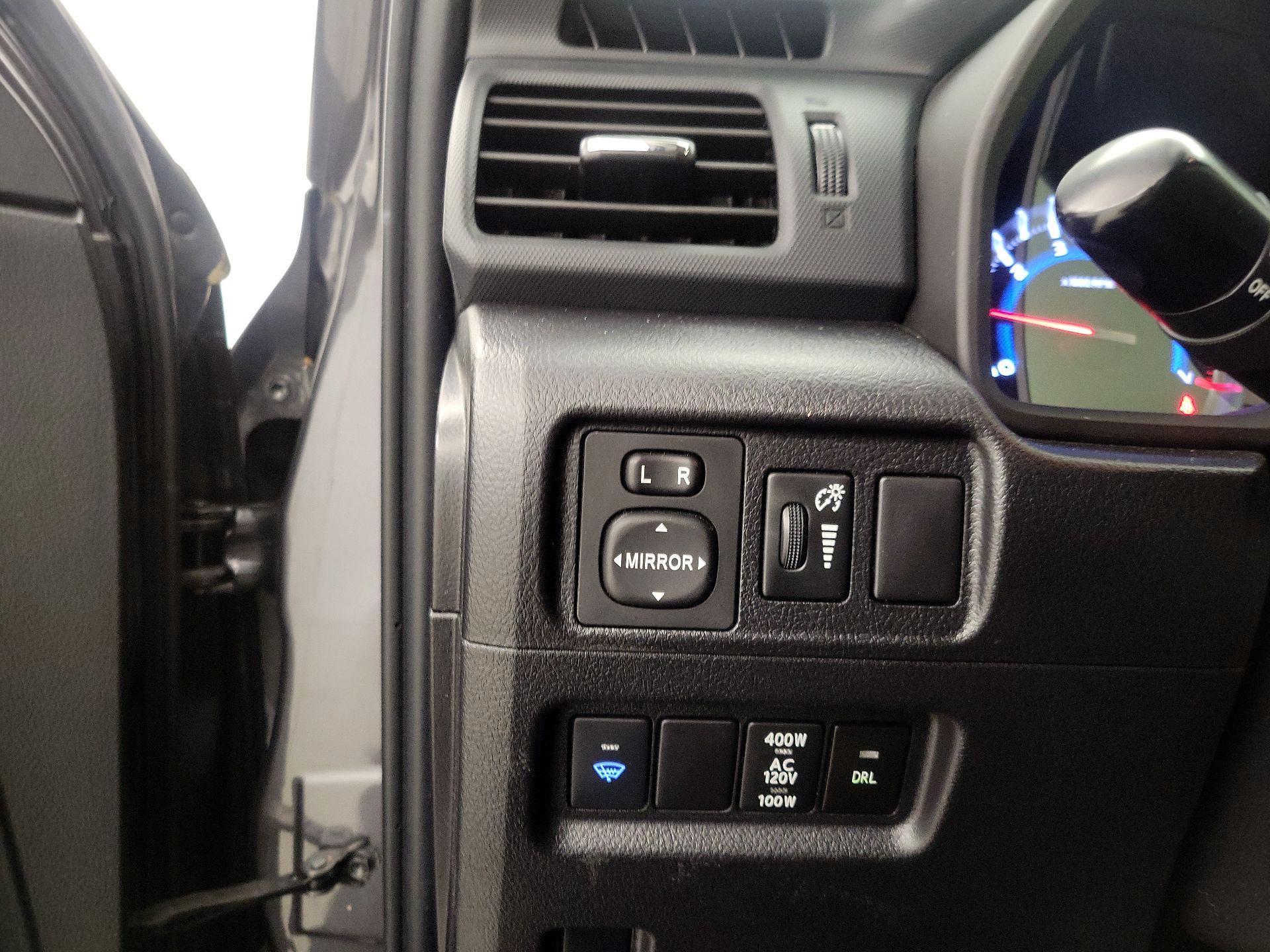 Thumbnail: 2017 Toyota 4Runner - 13