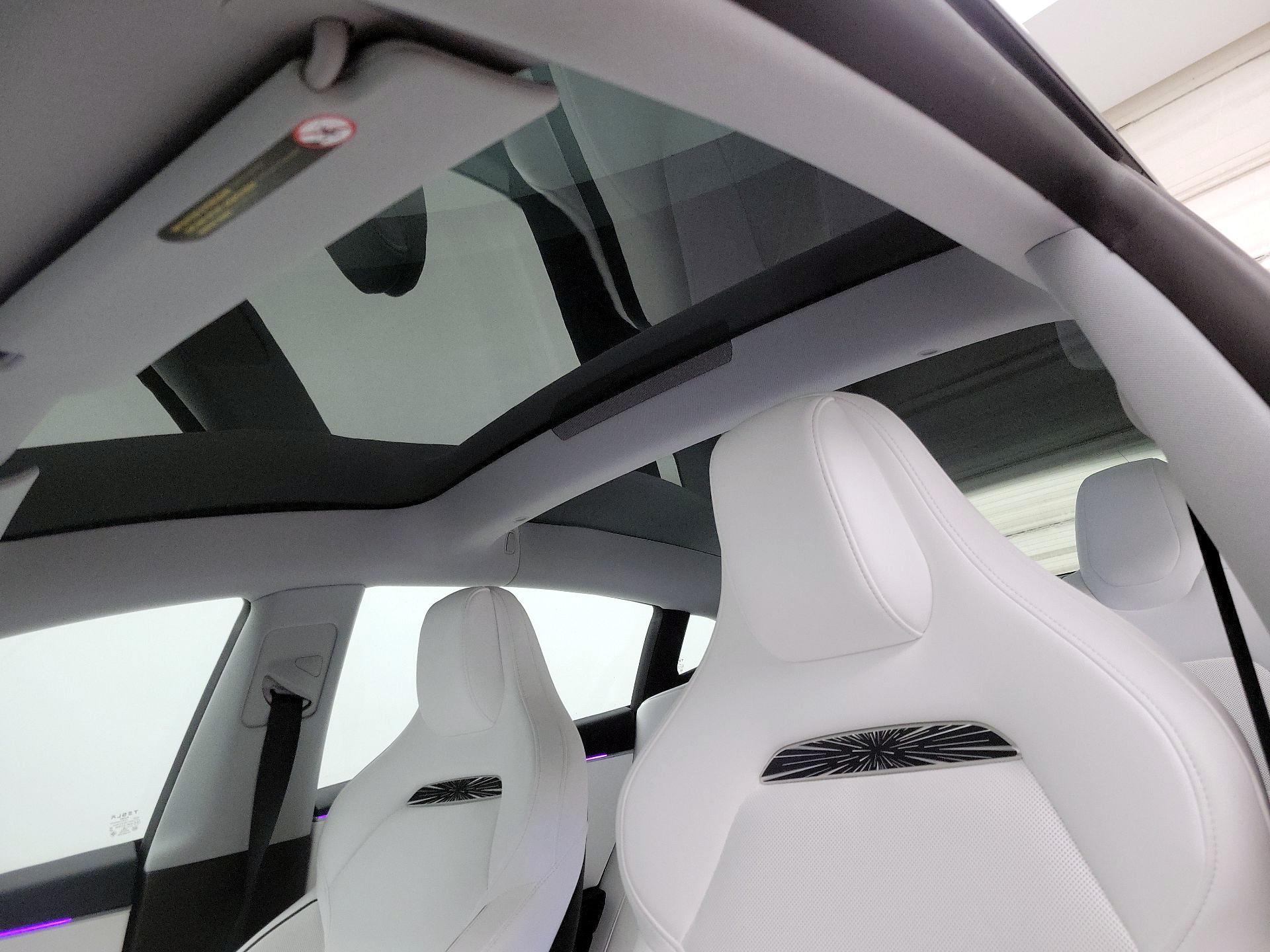 Thumbnail: 2025 Tesla Model 3 - 17