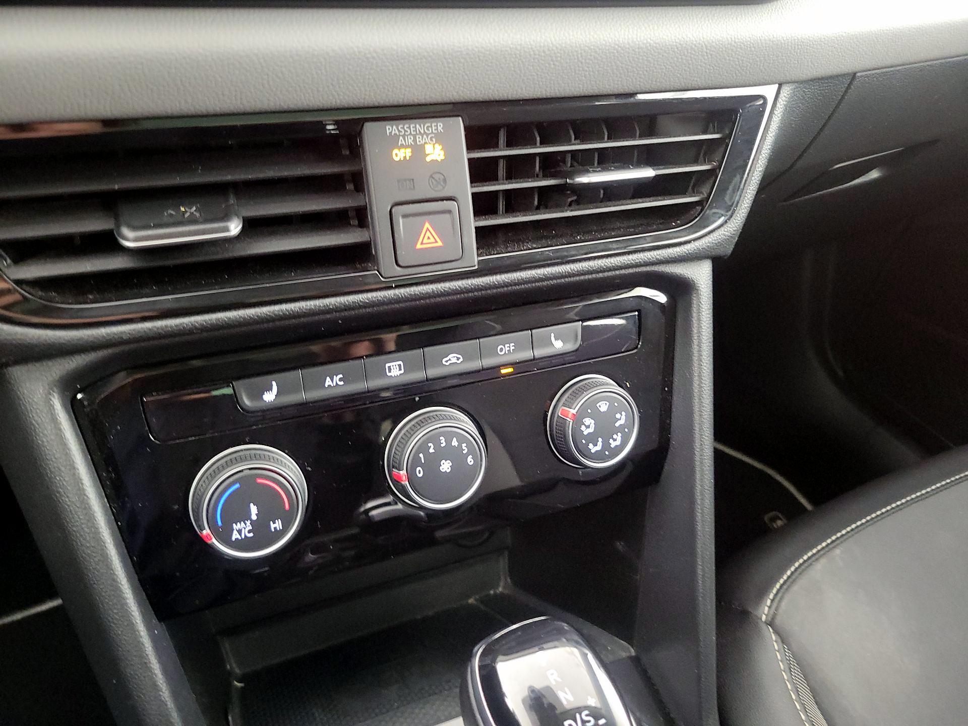 Thumbnail: 2023 Volkswagen Taos - 16