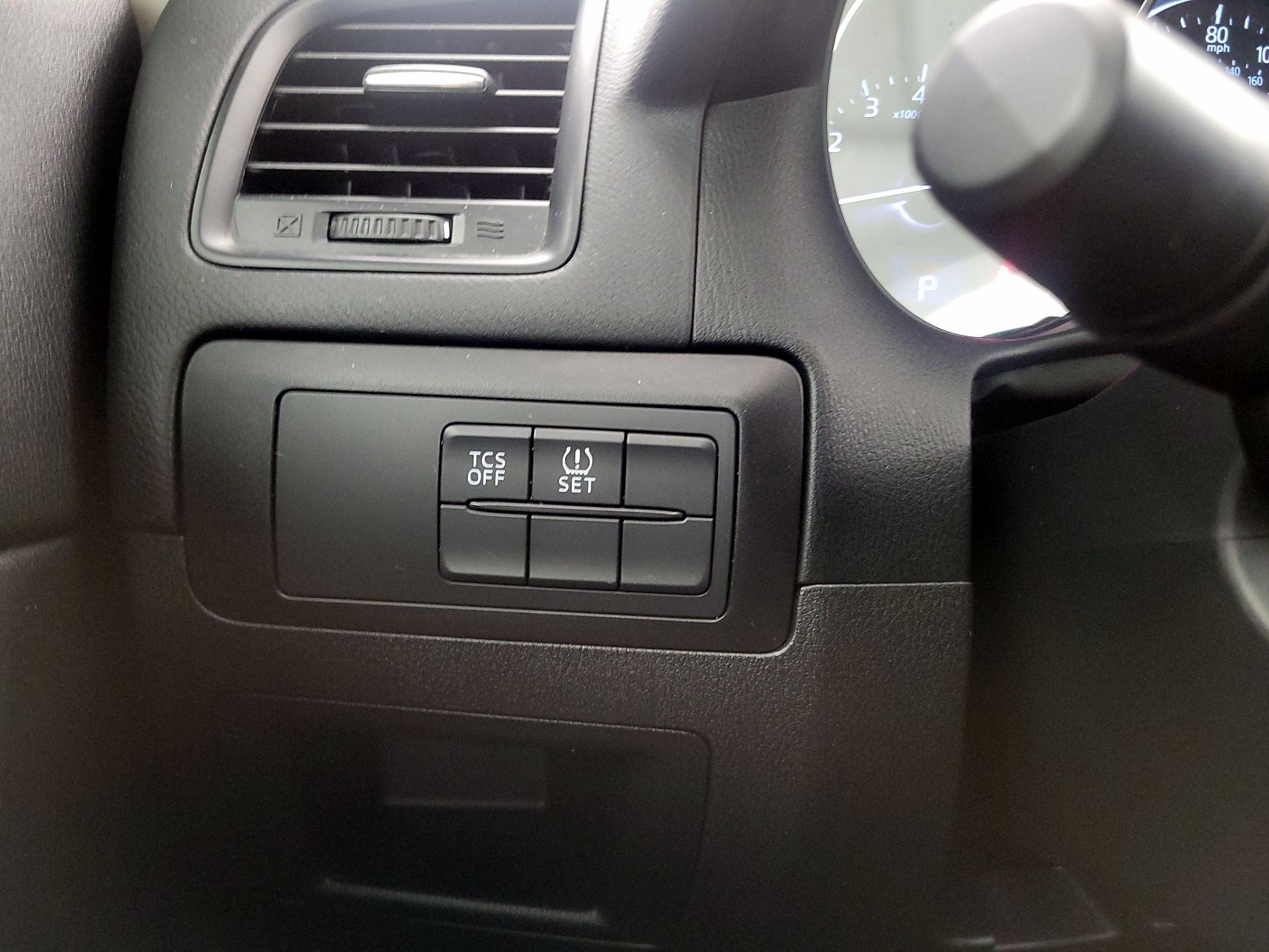 Thumbnail: 2016 Mazda CX-5 - 13