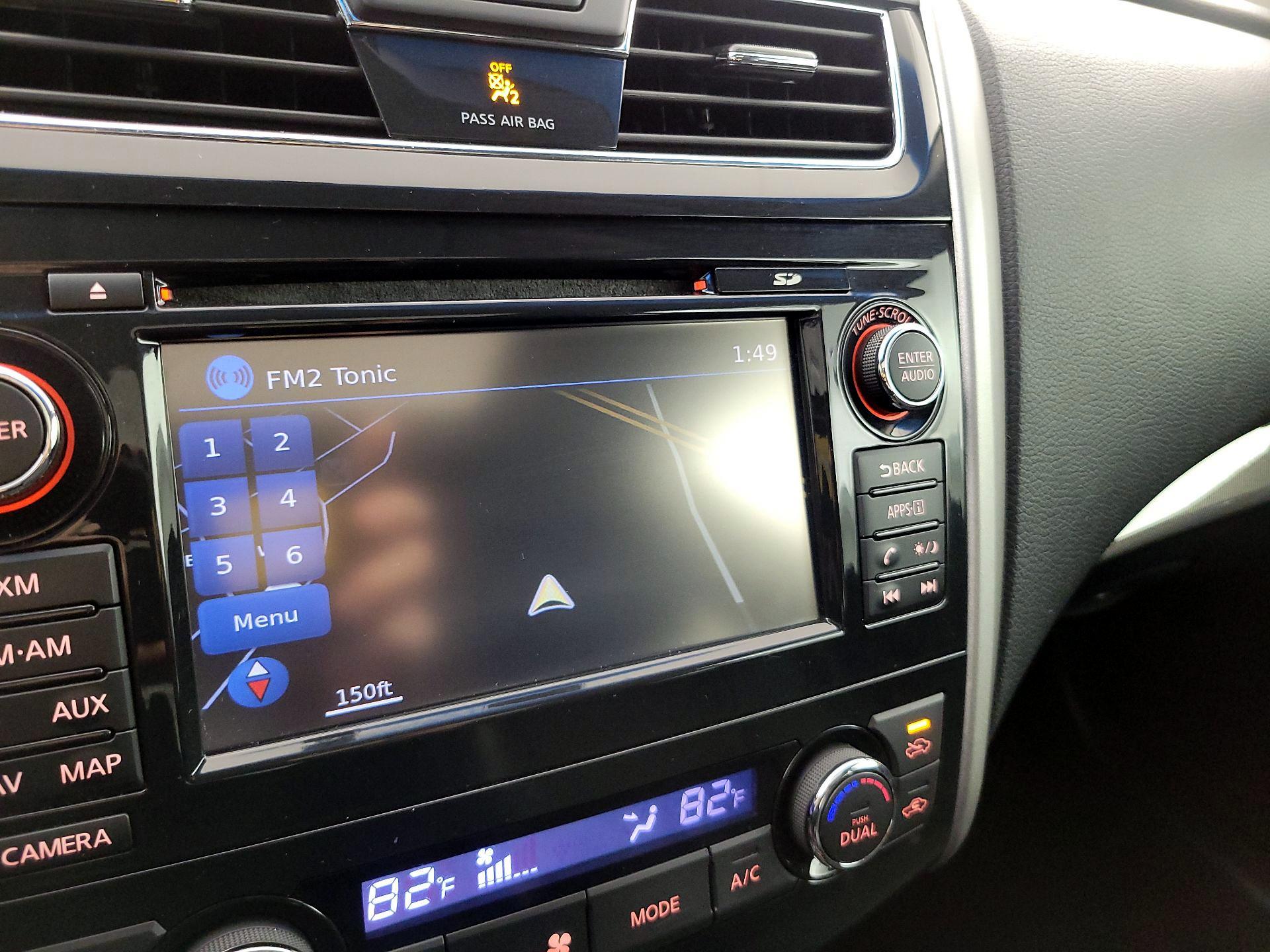 Thumbnail: 2014 Nissan Altima - 14