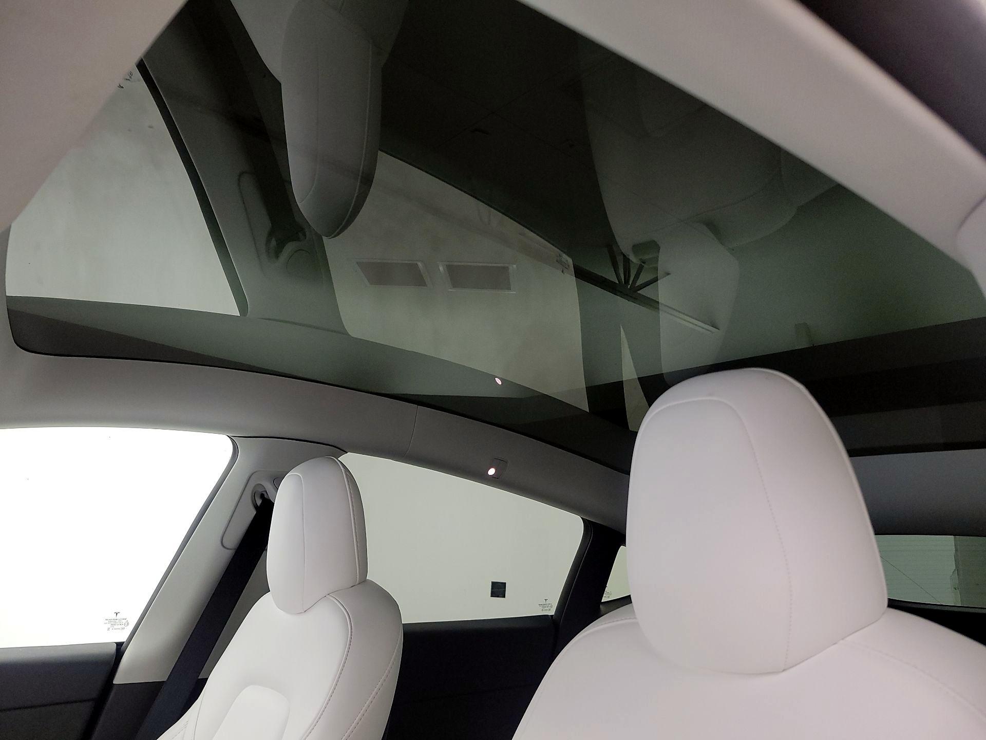 Thumbnail: 2023 Tesla Model Y - 19