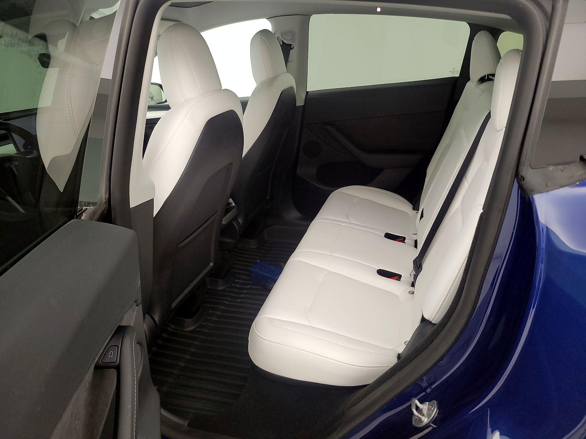 Thumbnail: 2023 Tesla Model Y - 20