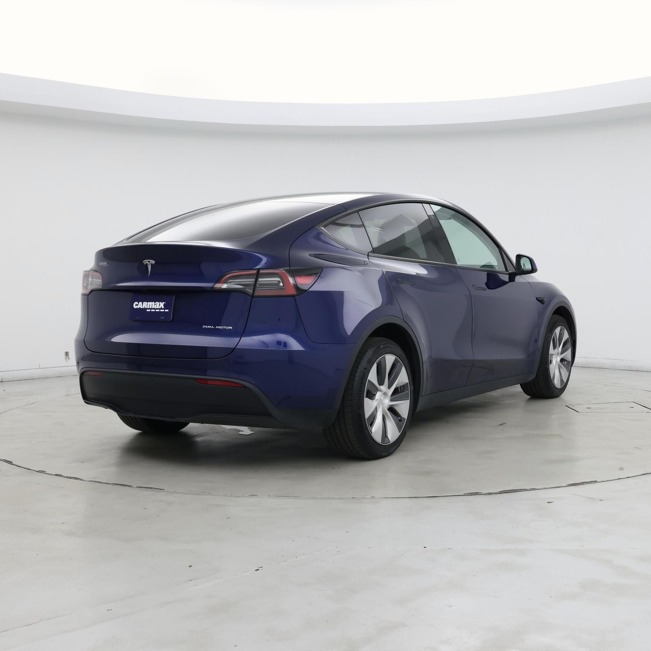 Thumbnail: 2023 Tesla Model Y - 8