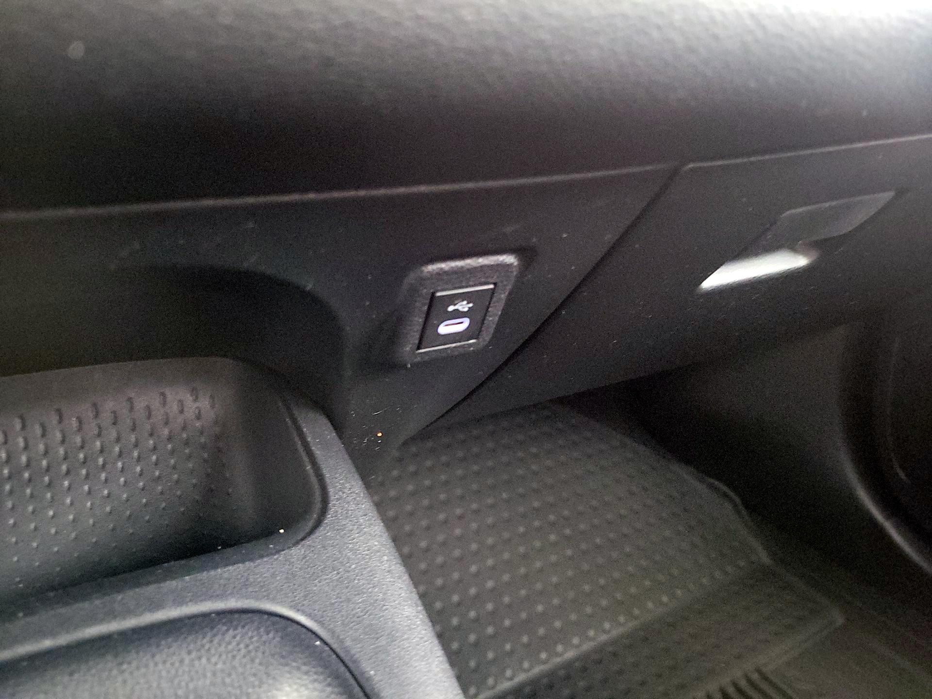 Thumbnail: 2023 Toyota Corolla - 18