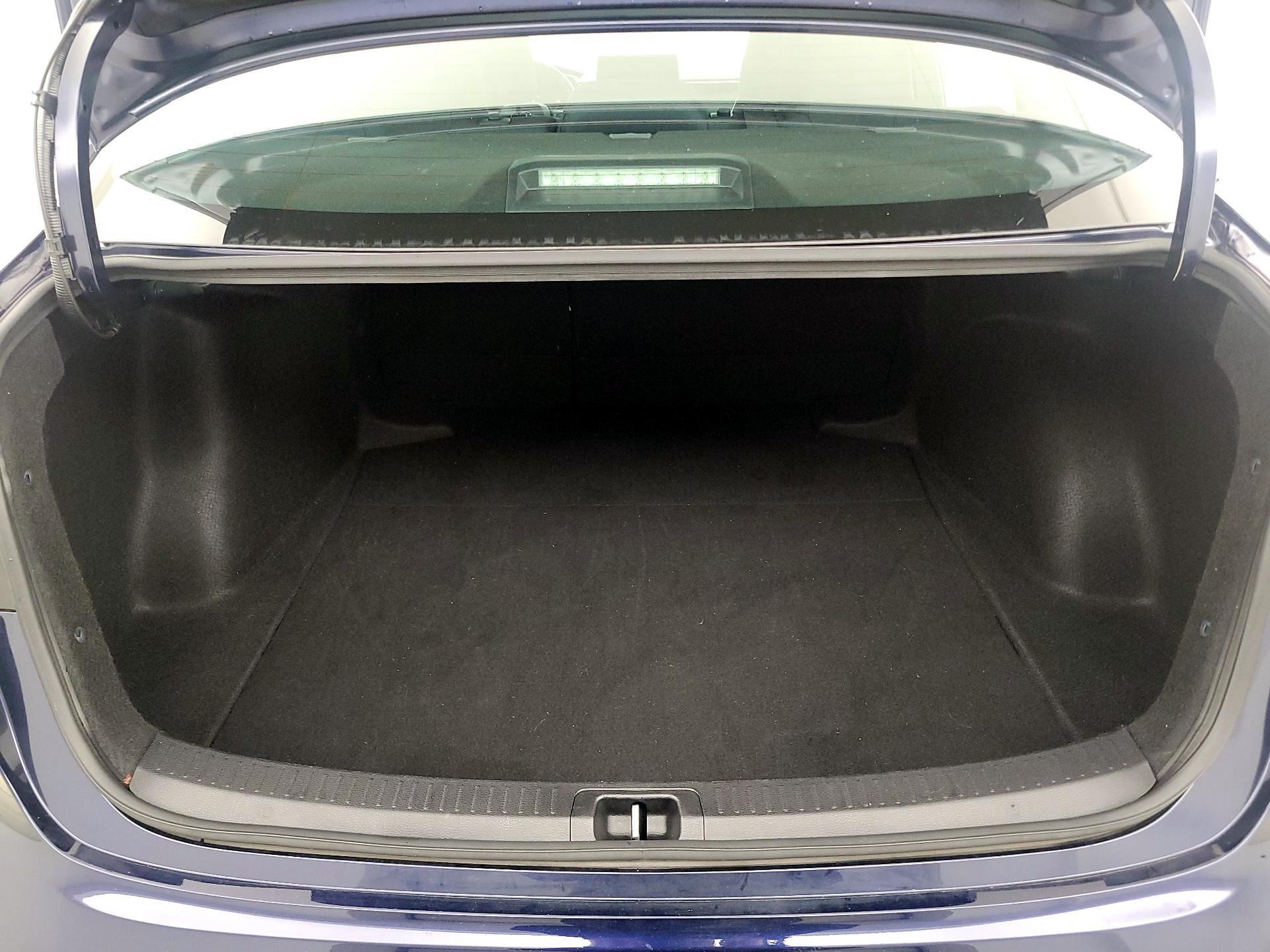 Thumbnail: 2023 Toyota Corolla - 20