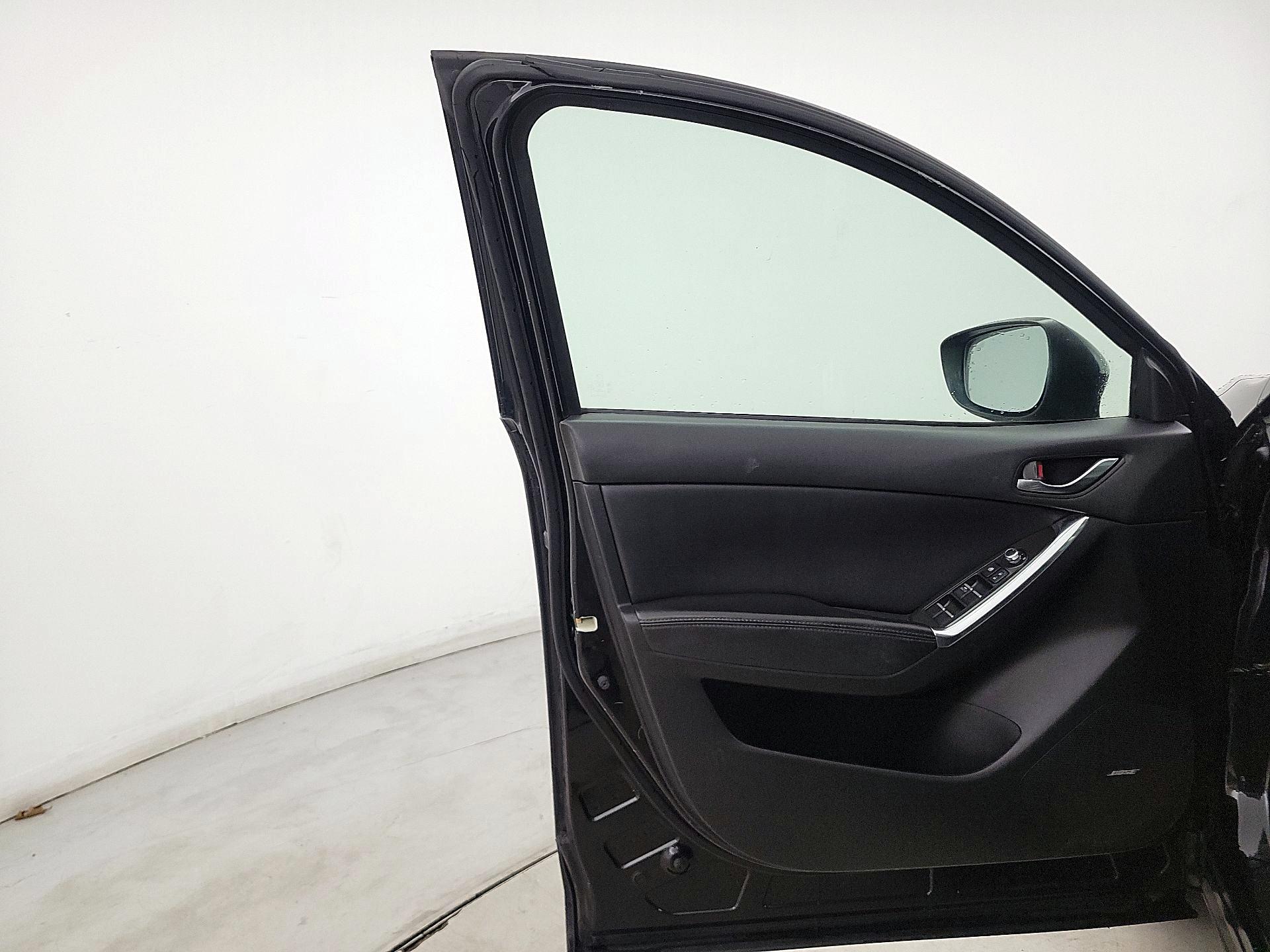 Thumbnail: 2016 Mazda CX-5 - 12