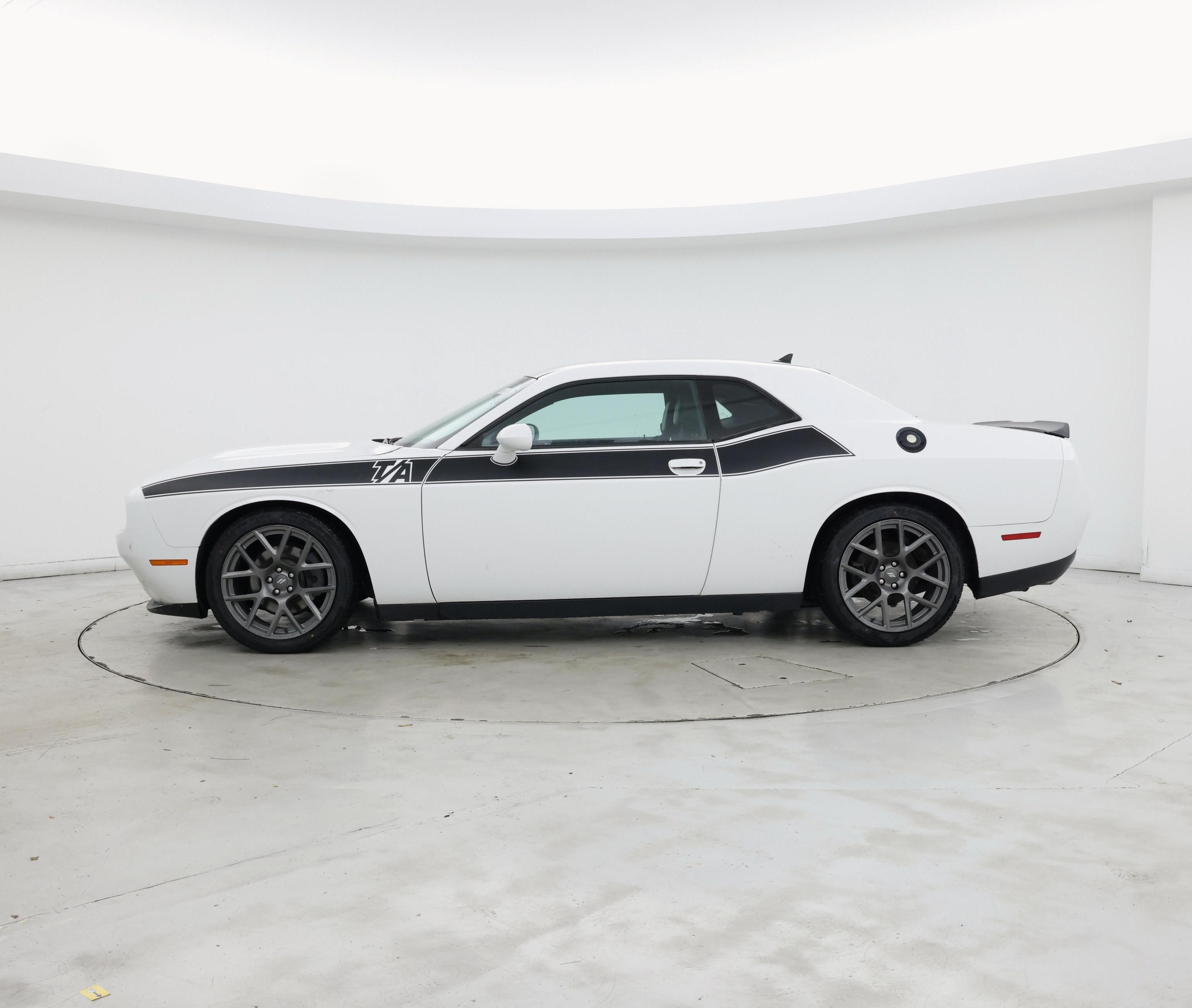 Thumbnail: 2017 Dodge Challenger - 3