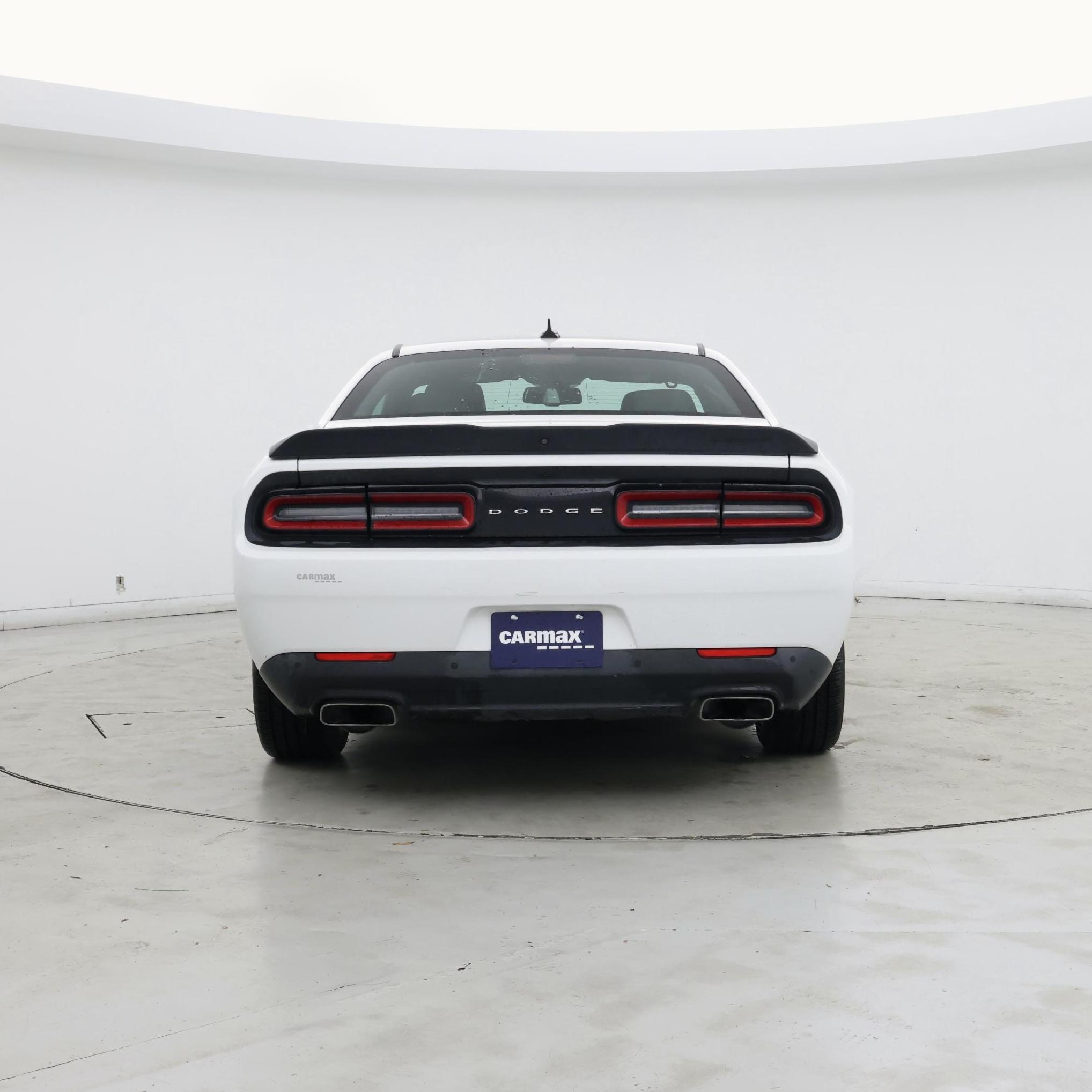 Thumbnail: 2017 Dodge Challenger - 6