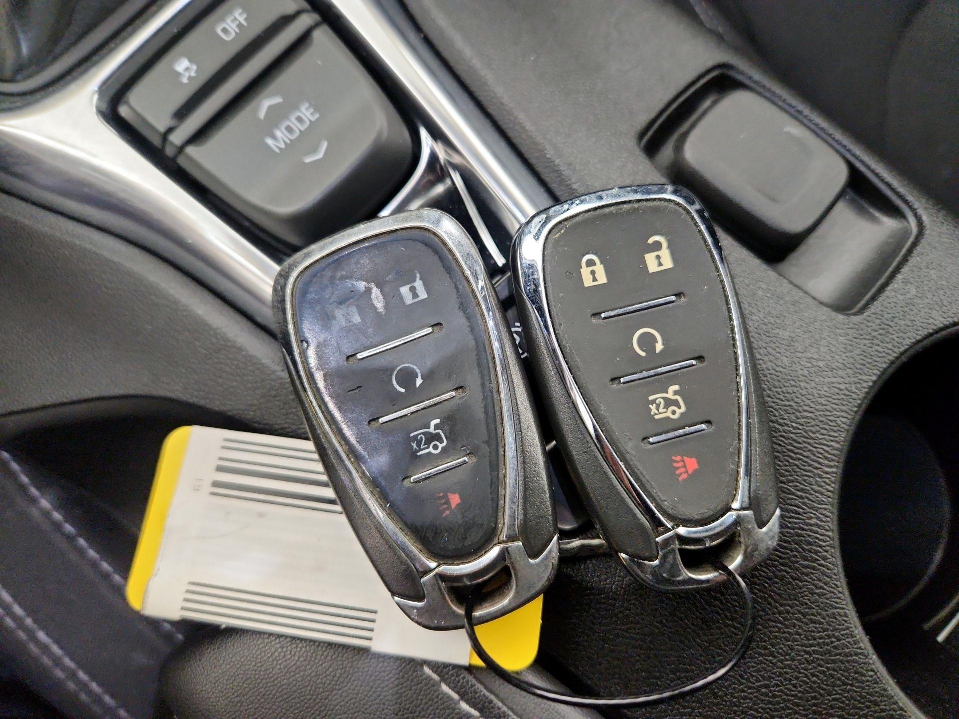 Thumbnail: 2019 Chevrolet Camaro - 20