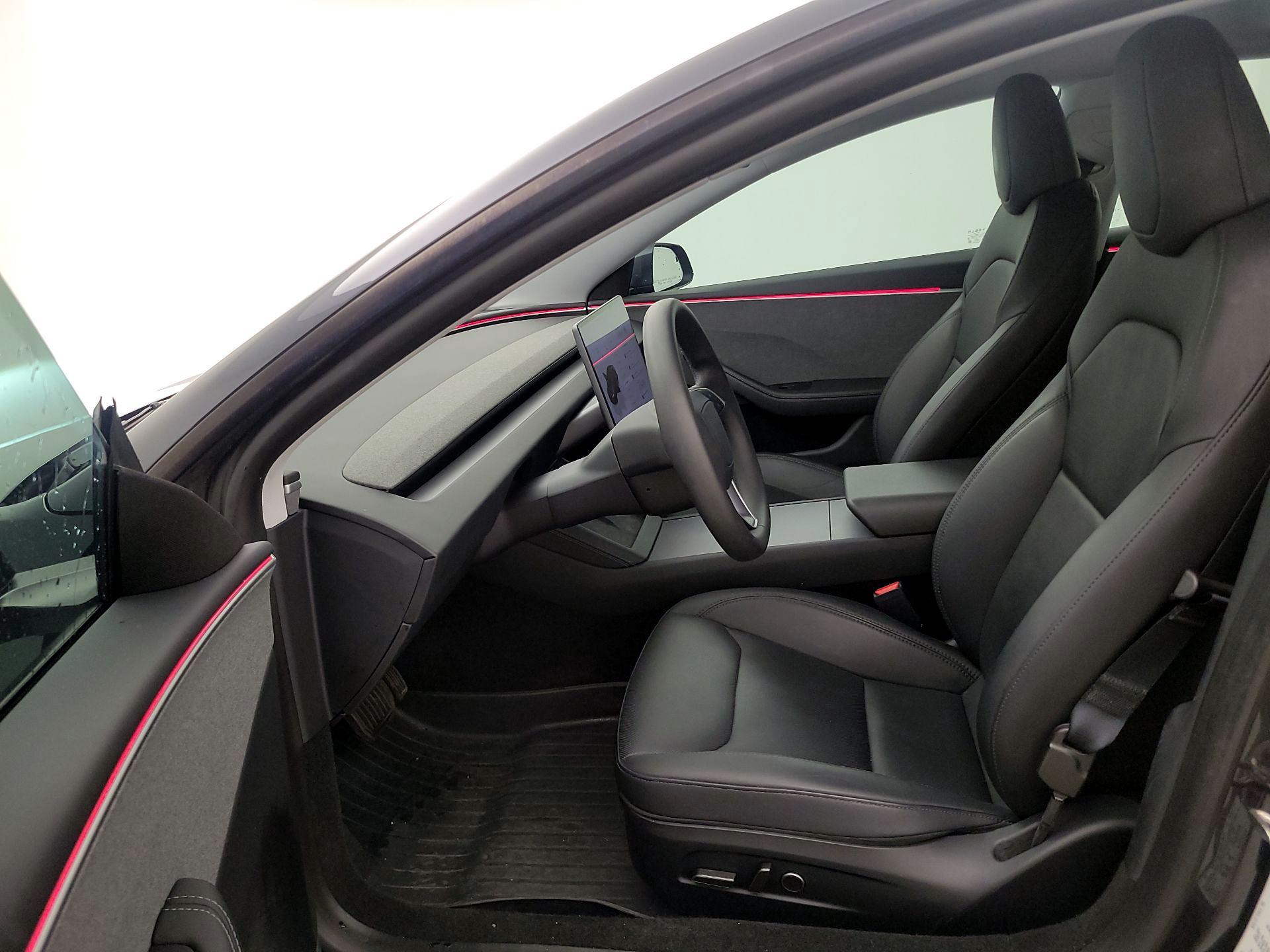 Thumbnail: 2024 Tesla Model 3 - 11