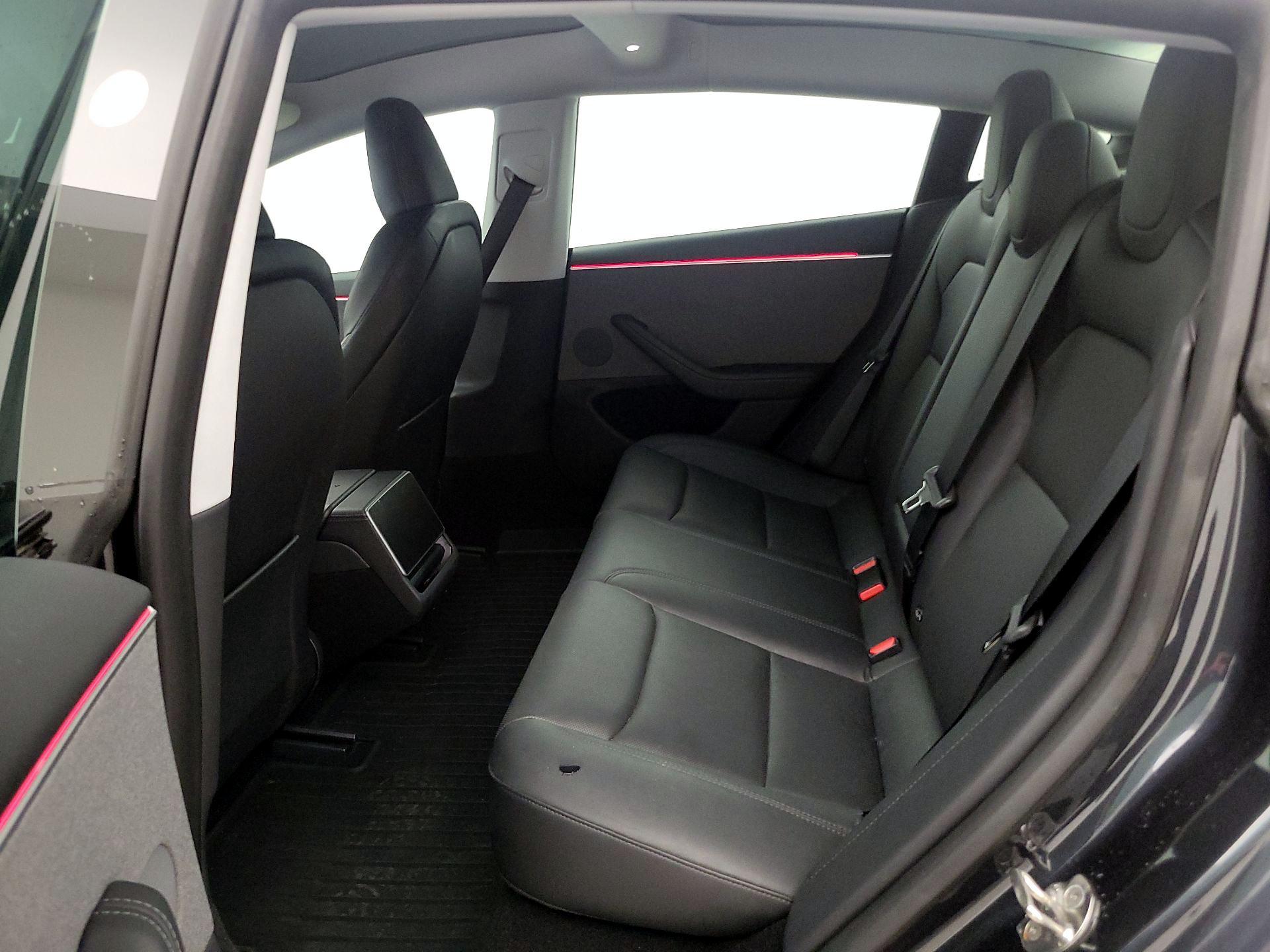 Thumbnail: 2024 Tesla Model 3 - 20