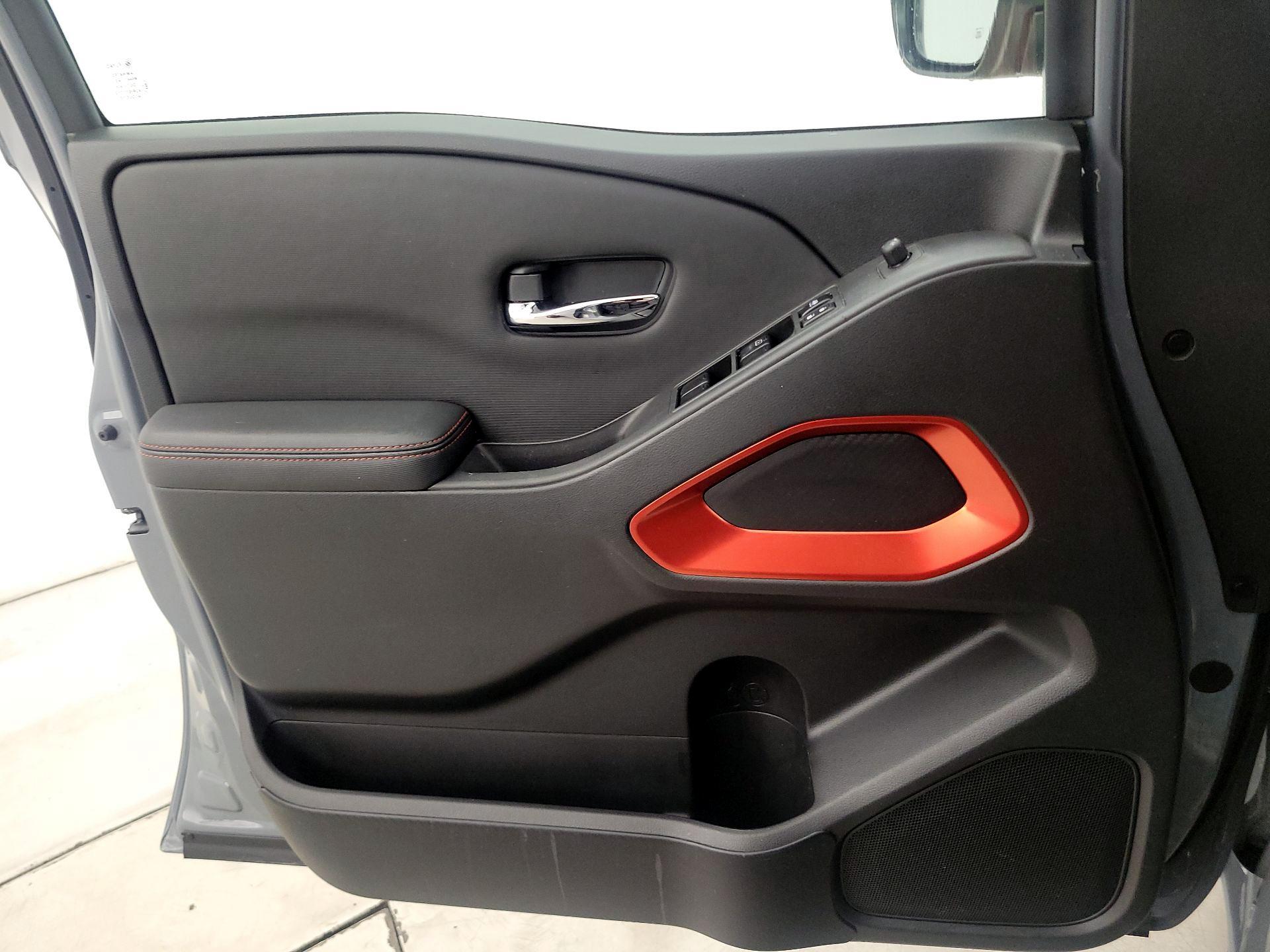 Thumbnail: 2022 Nissan Frontier - 12