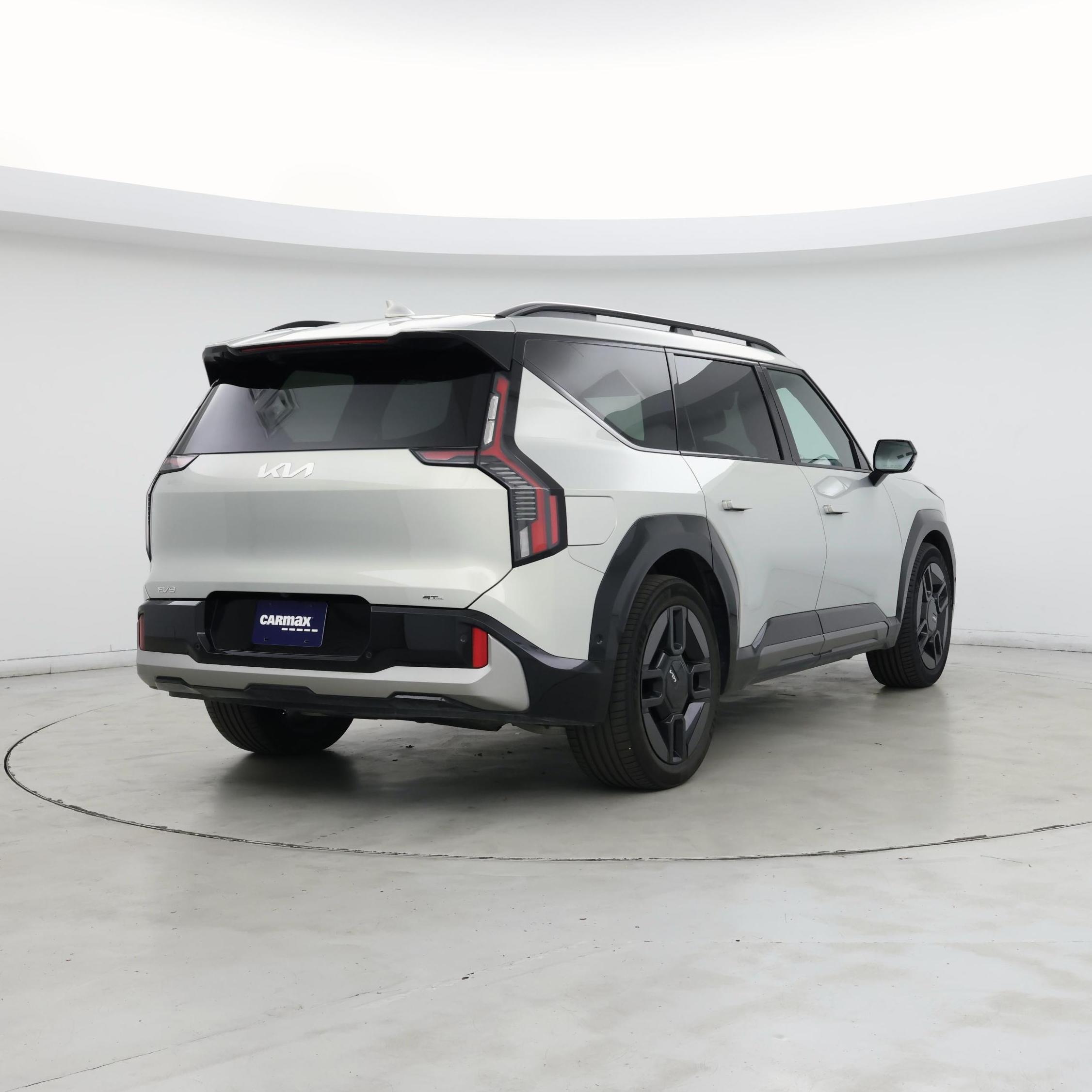 Thumbnail: 2024 Kia EV9 - 8