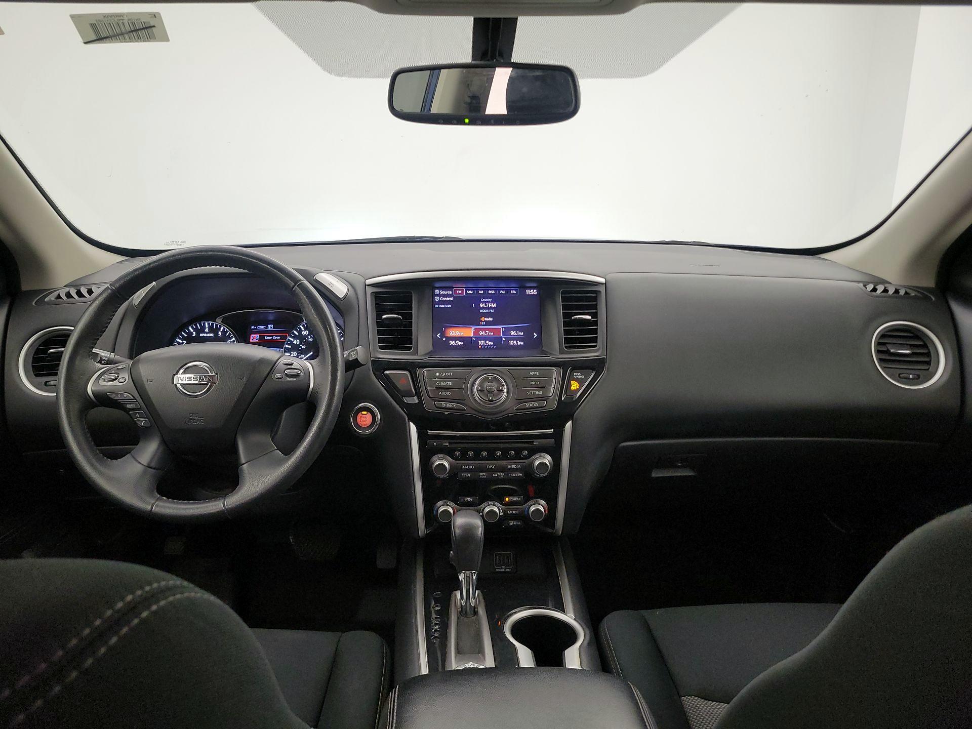 Thumbnail: 2018 Nissan Pathfinder - 9