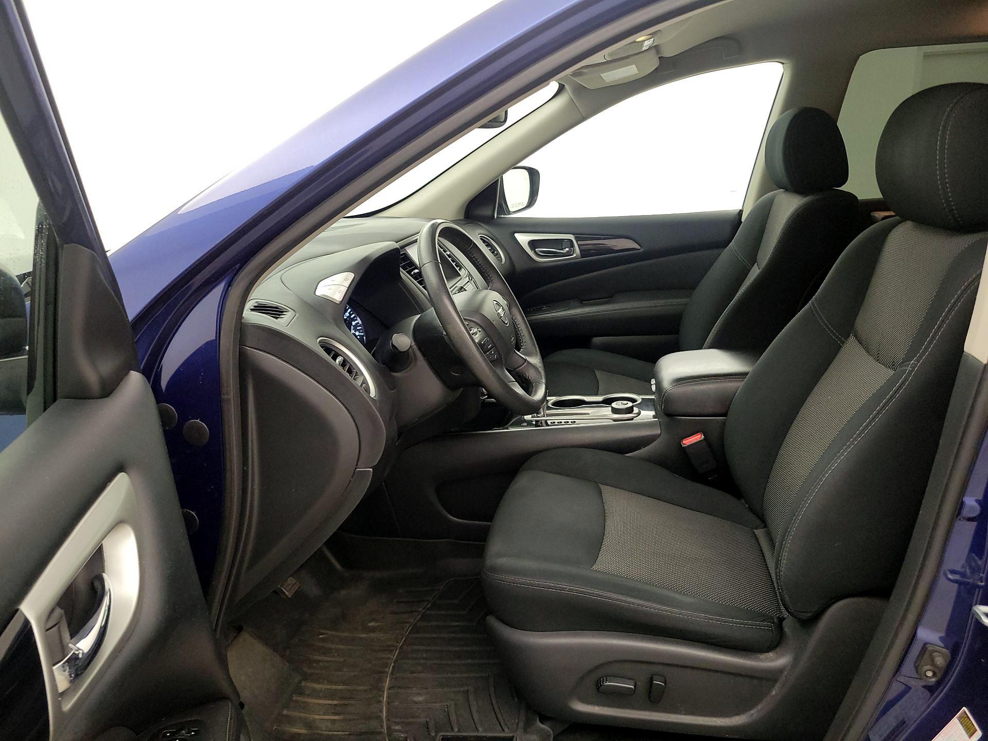 Thumbnail: 2018 Nissan Pathfinder - 11