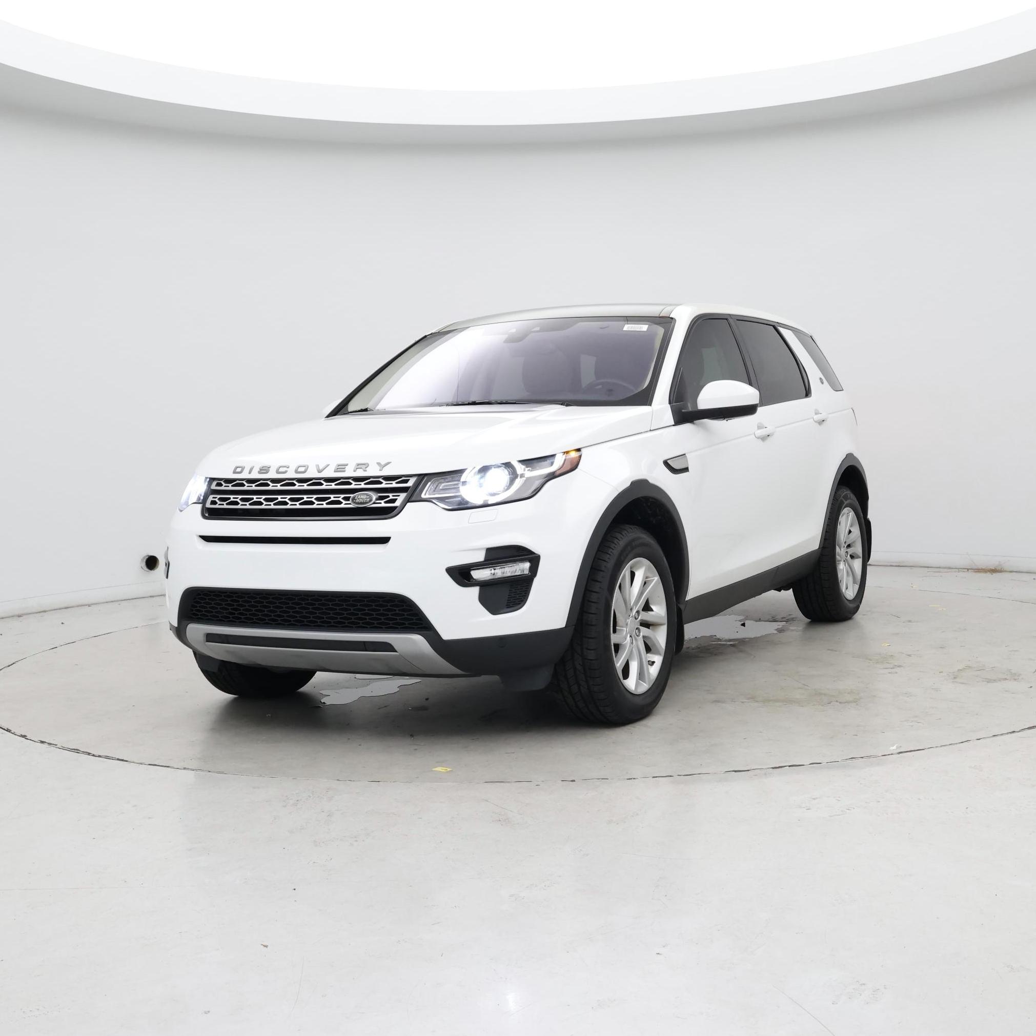 Thumbnail: 2018 Land Rover Discovery Sport - 4