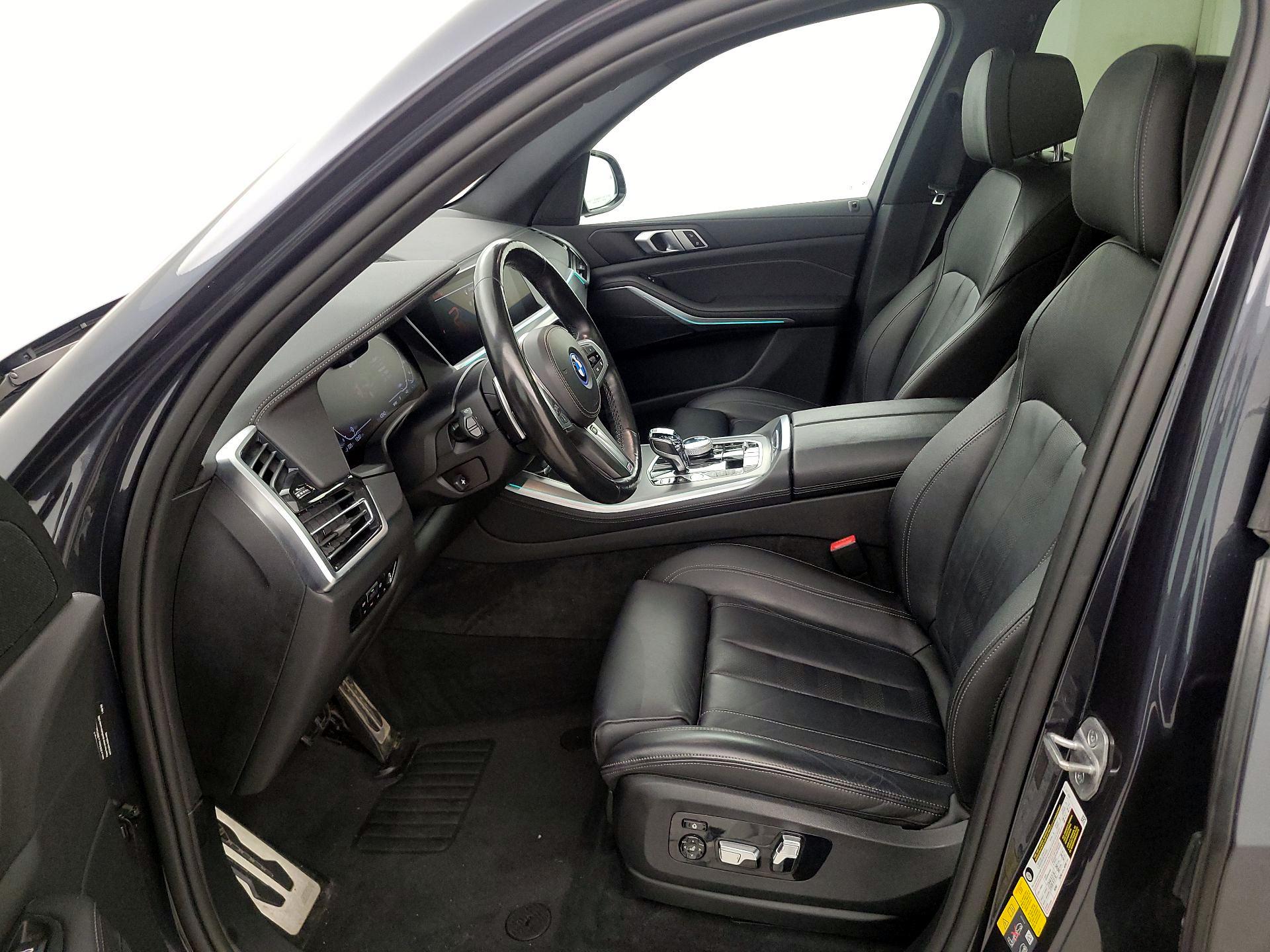 Thumbnail: 2022 BMW X5 - 11