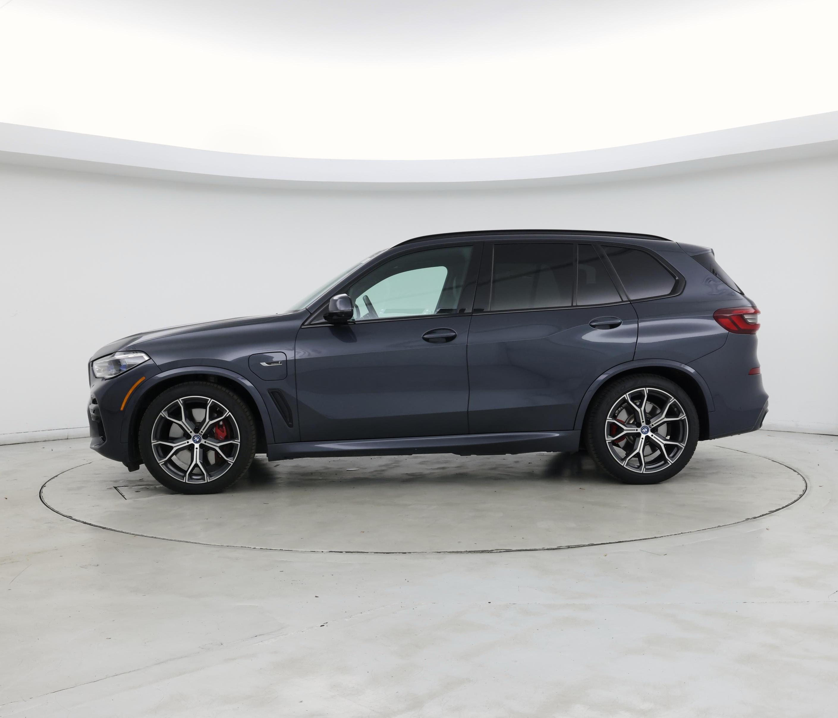 Thumbnail: 2022 BMW X5 - 3