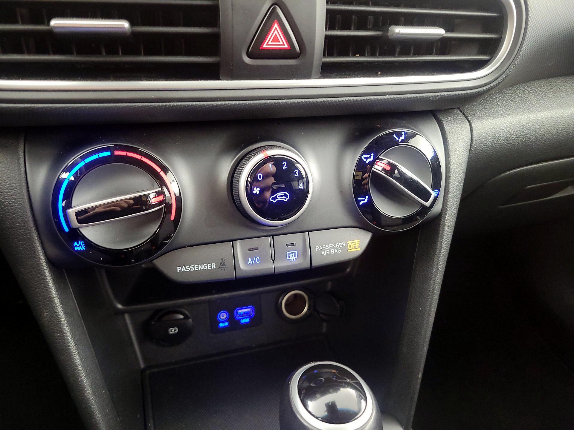 Thumbnail: 2021 Hyundai Kona - 16