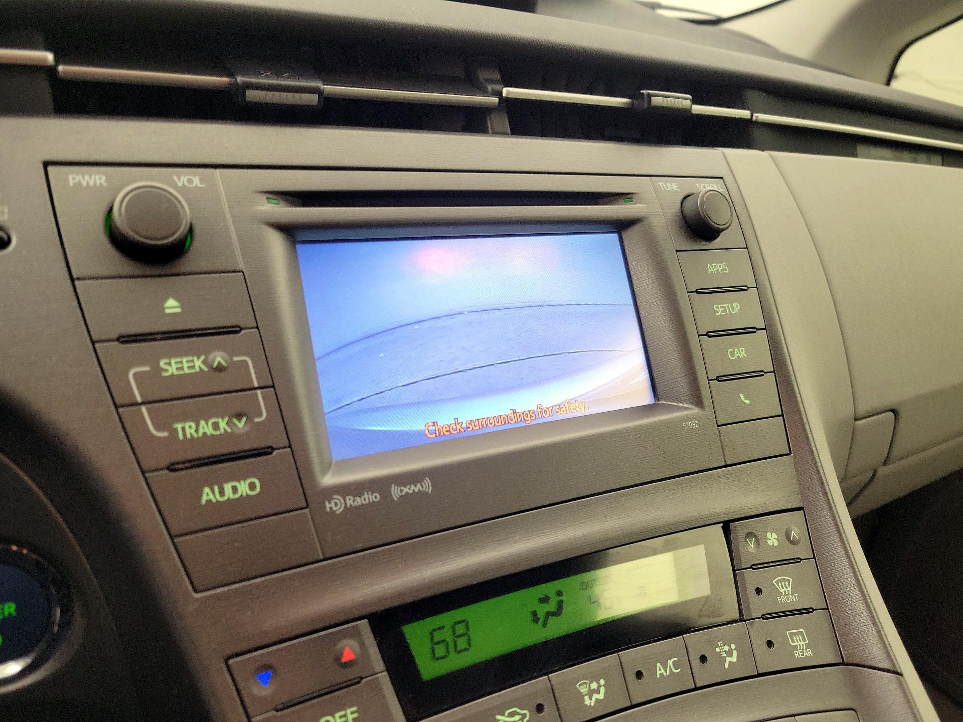 Thumbnail: 2014 Toyota Prius - 14