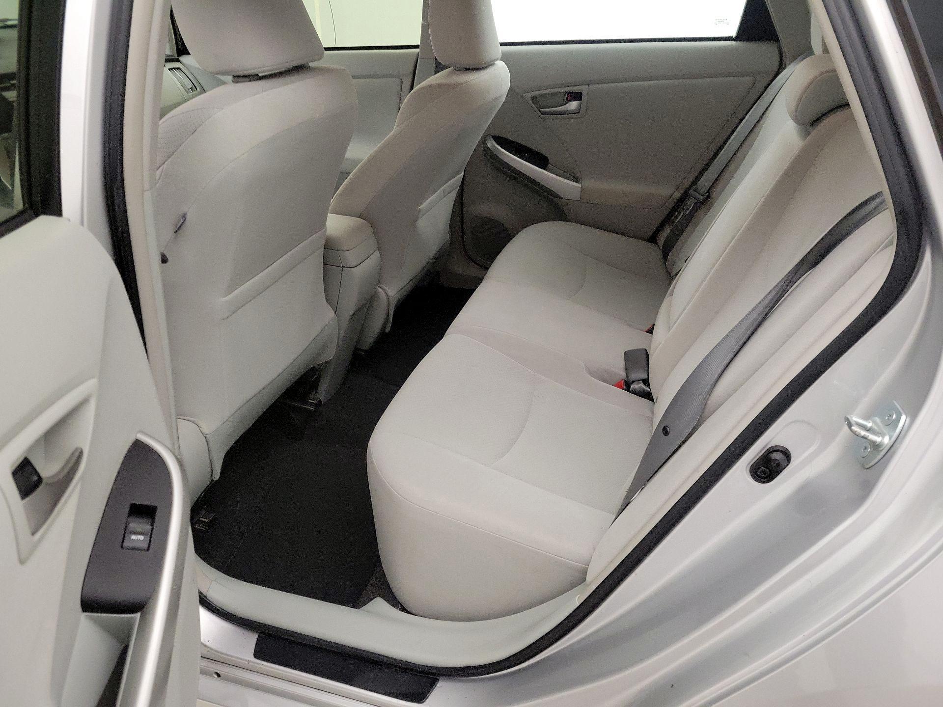 Thumbnail: 2014 Toyota Prius - 19