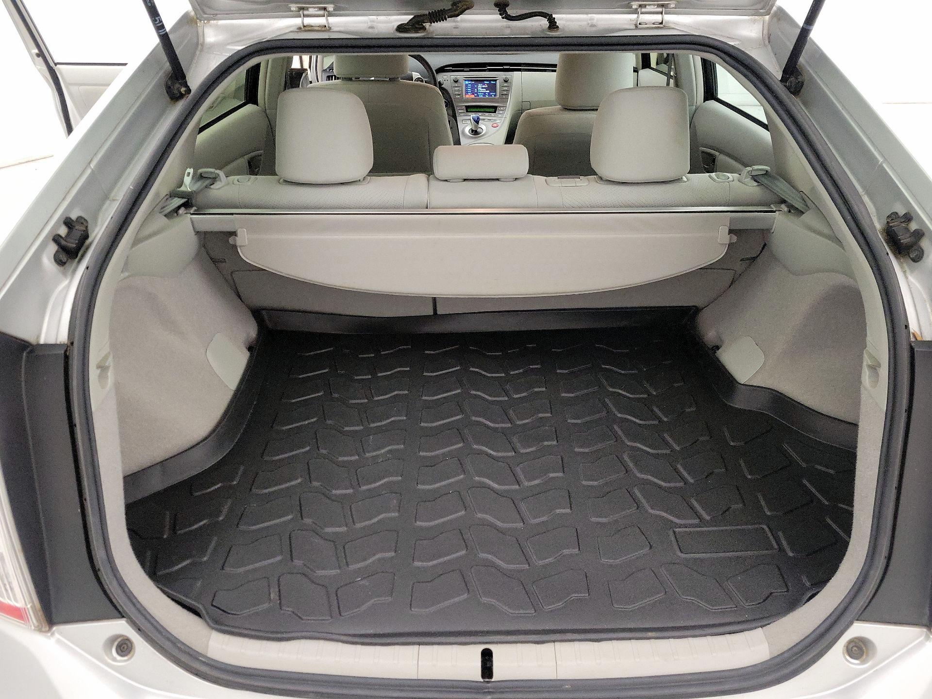 Thumbnail: 2014 Toyota Prius - 20