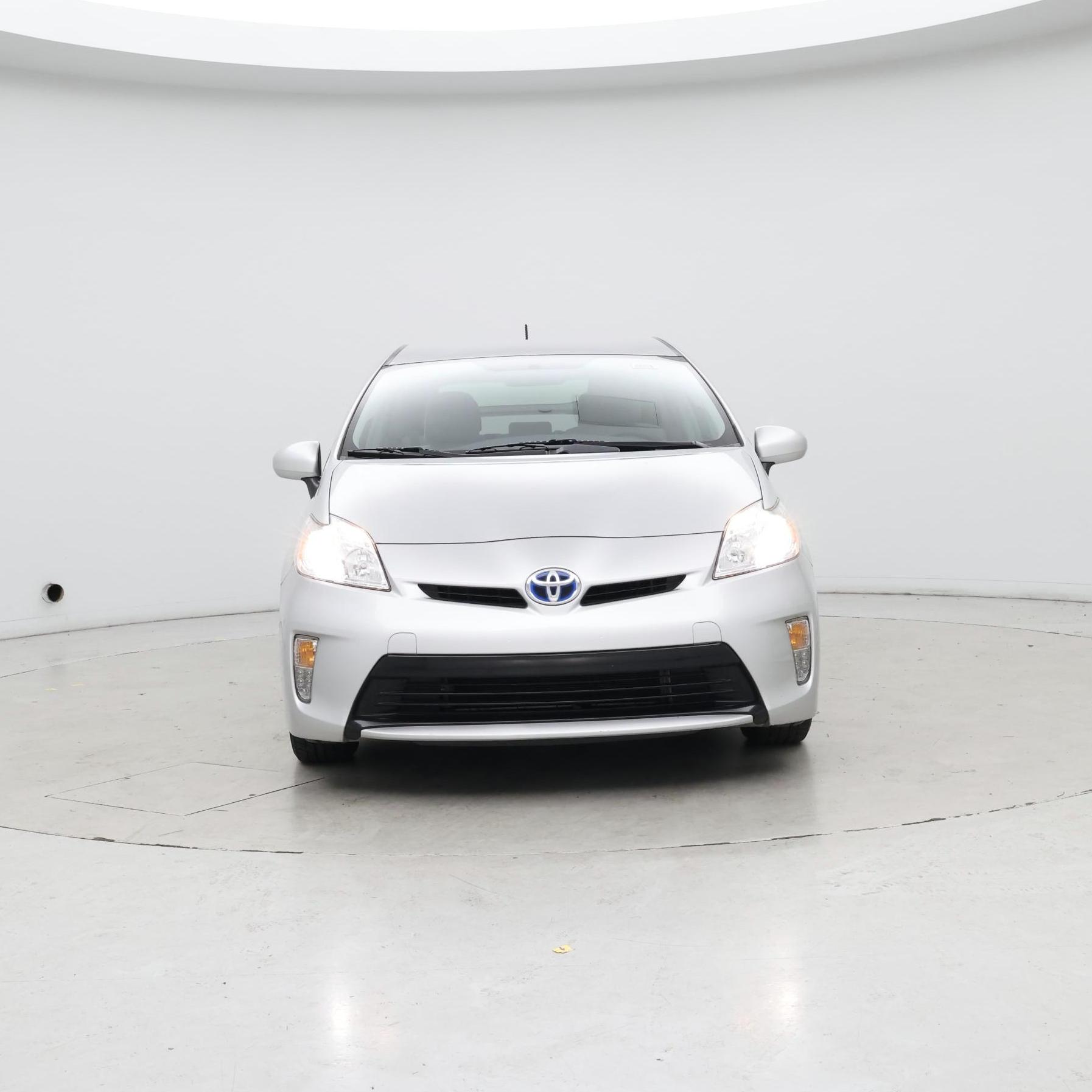 Thumbnail: 2014 Toyota Prius - 5
