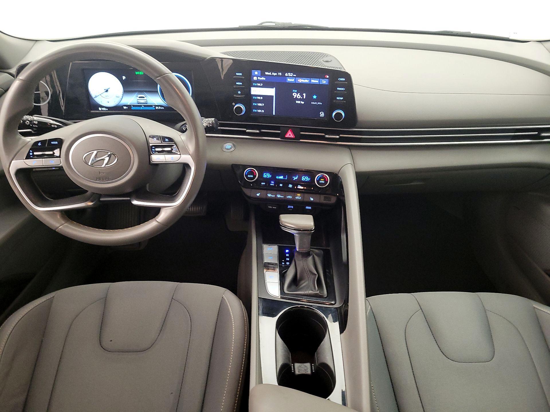 Thumbnail: 2021 Hyundai Elantra - 9