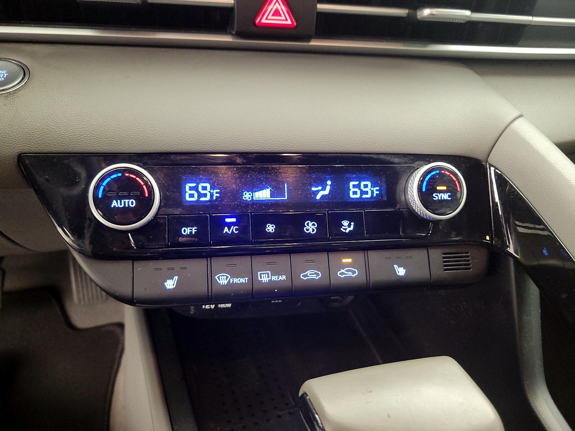 Thumbnail: 2021 Hyundai Elantra - 16