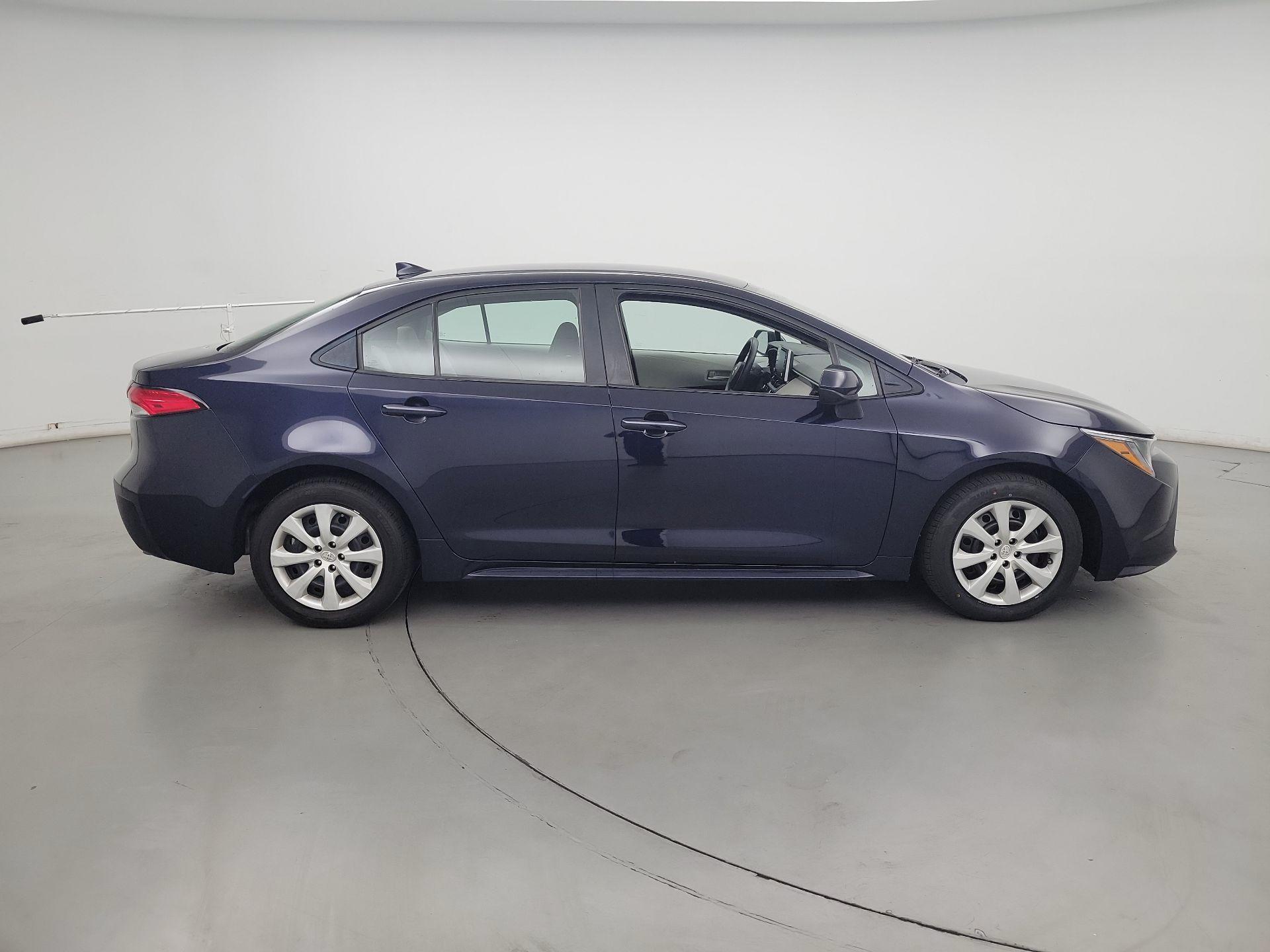 Thumbnail: 2021 Toyota Corolla - 4