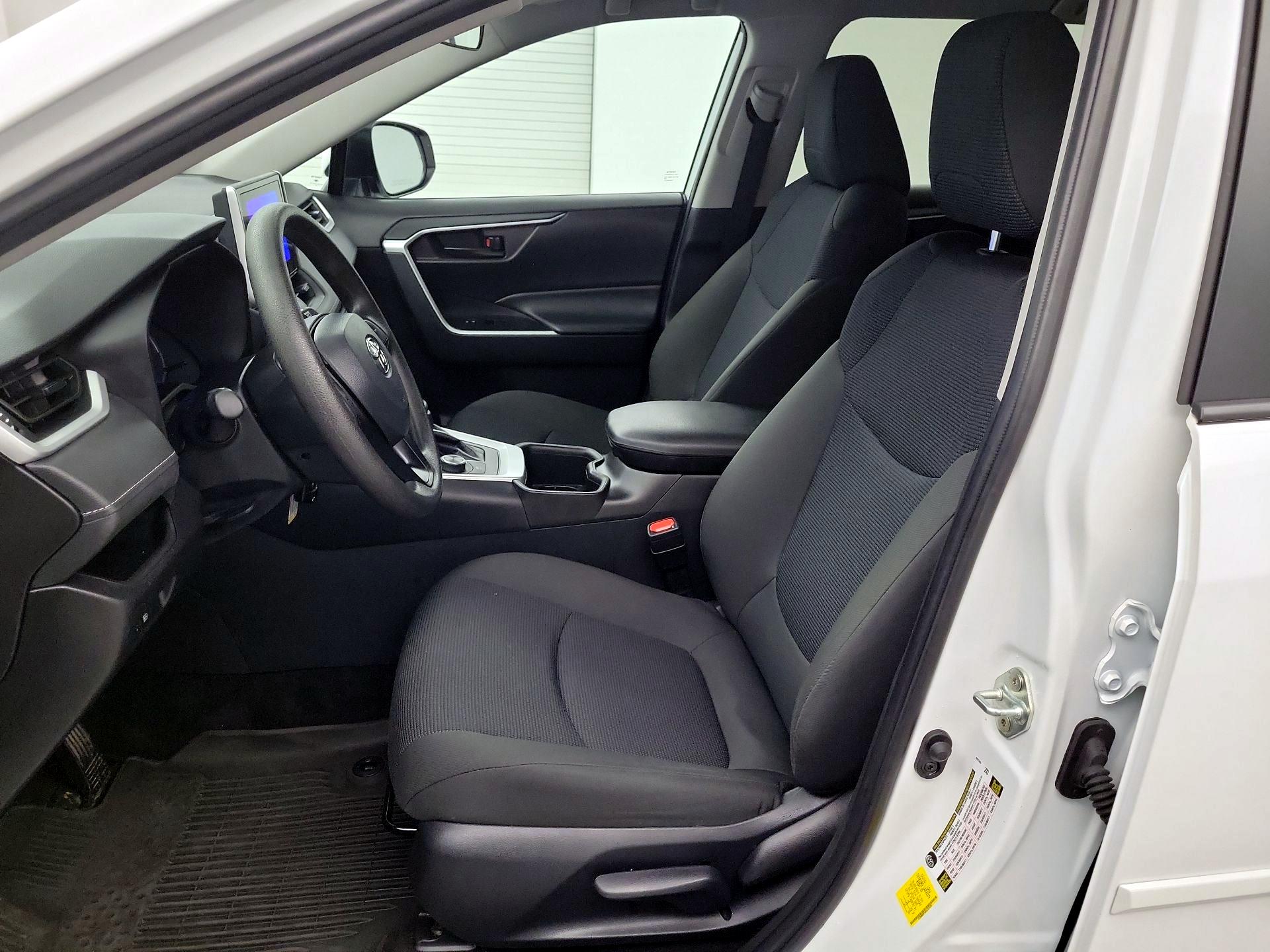 Thumbnail: 2024 Toyota RAV4 - 9